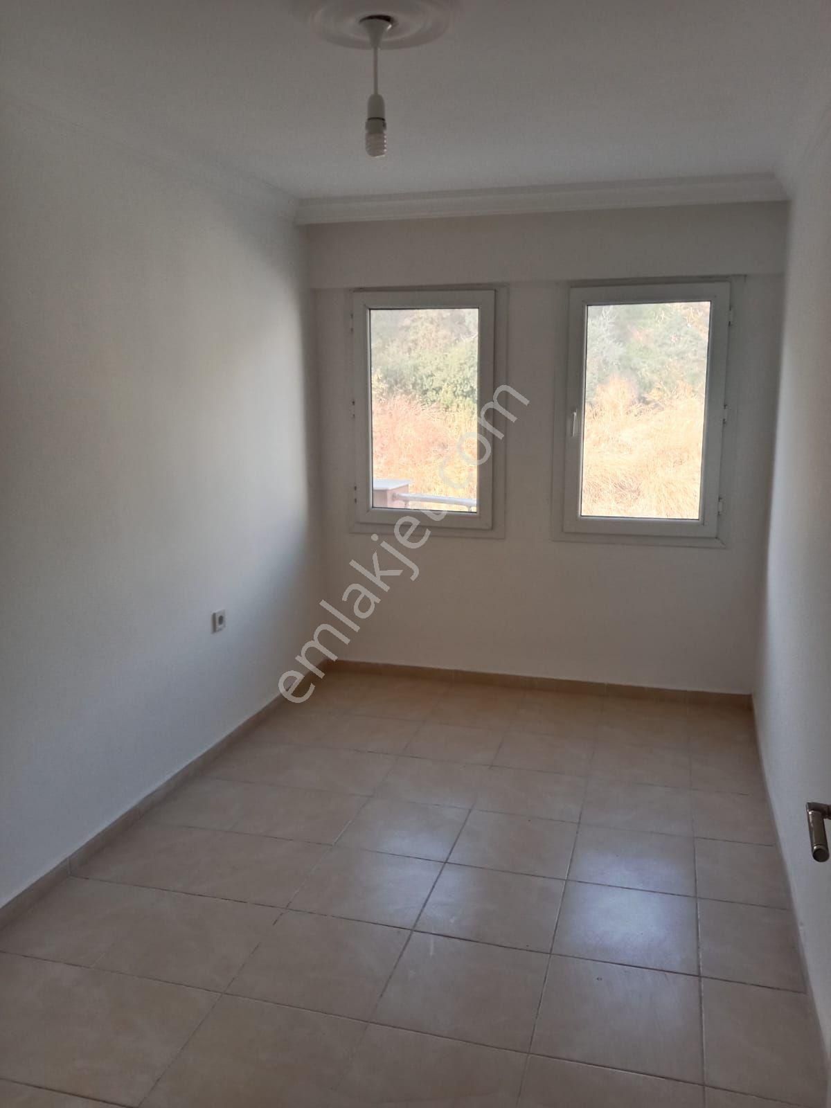 Kuşadası Ege Mahallesinde 3+1 Dubleks Daire - Görsel 7