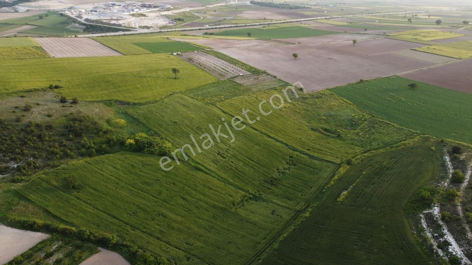 Karataş'tan Bursa Bilecik Yolunda 8350 M2 Hızlı Tren Arkası - Görsel 28