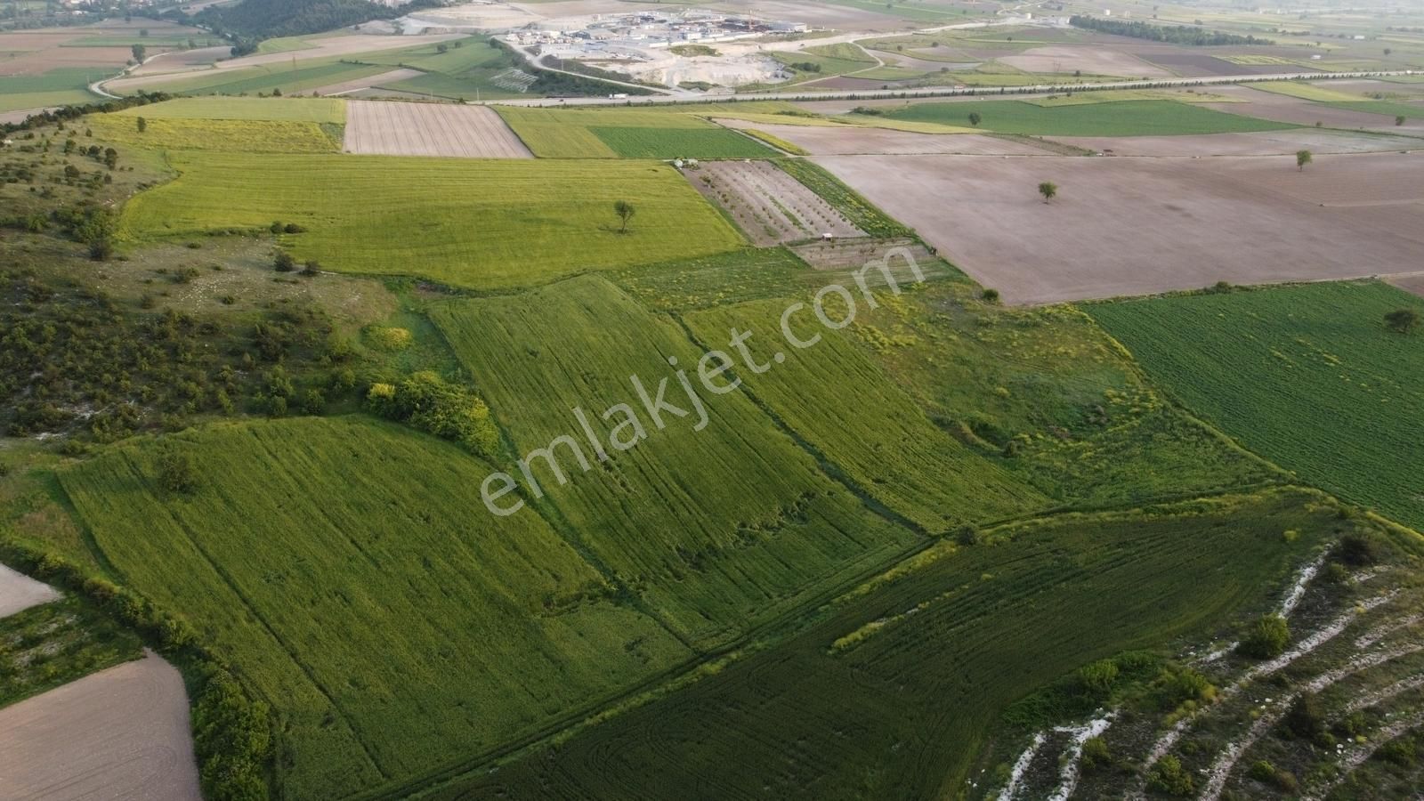 Karataş'tan Bursa Bilecik Yolunda 8350 M2 Hızlı Tren Arkası - Görsel 33