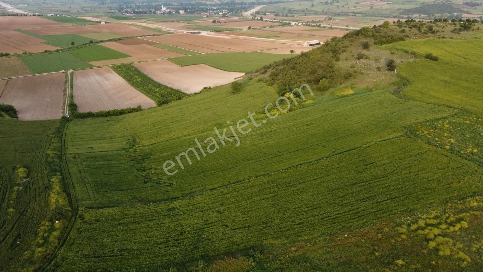 Karataş'tan Bursa Bilecik Yolunda 8350 M2 Hızlı Tren Arkası - Görsel 22