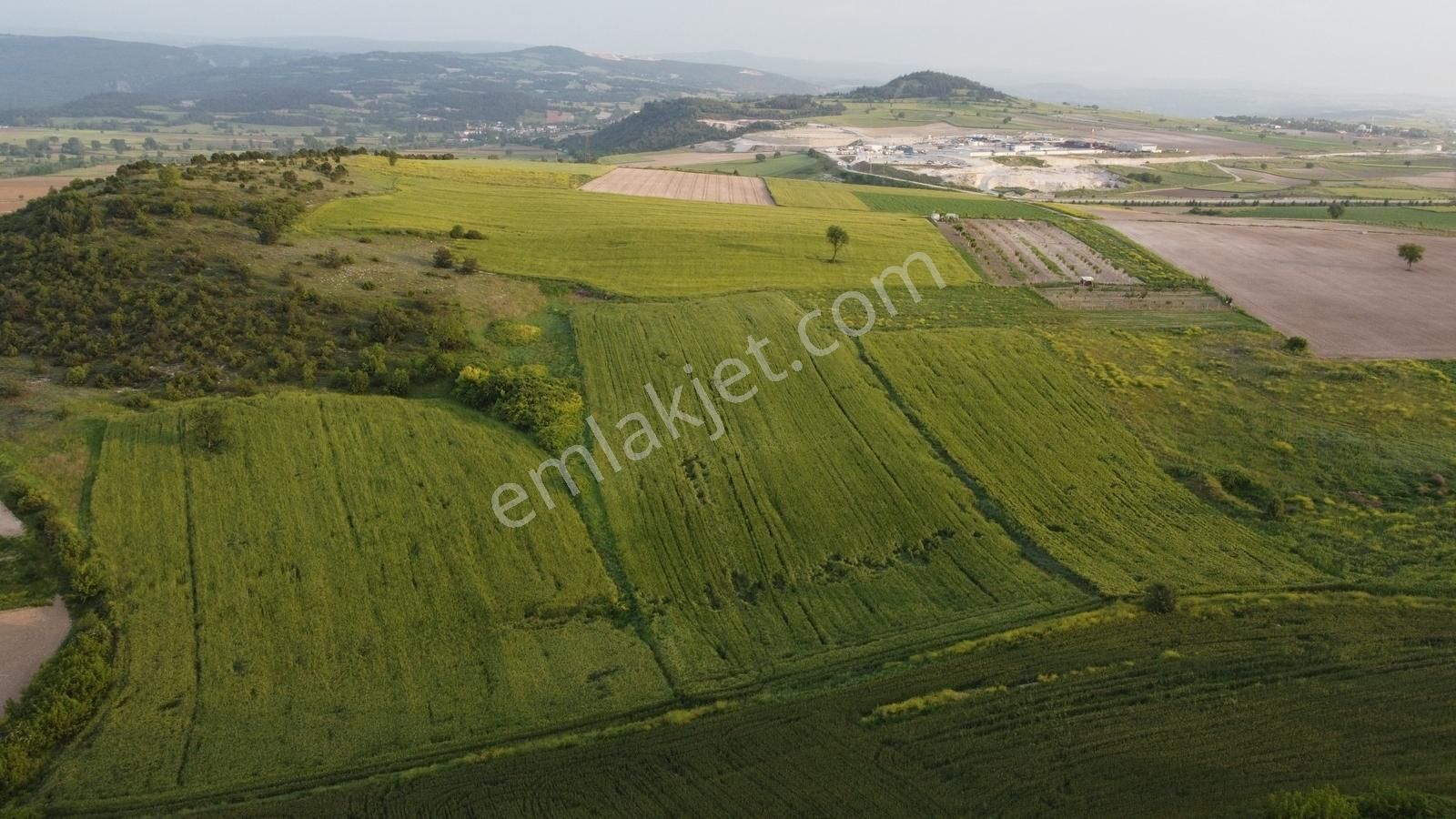 Karataş'tan Bursa Bilecik Yolunda 8350 M2 Hızlı Tren Arkası - Görsel 6