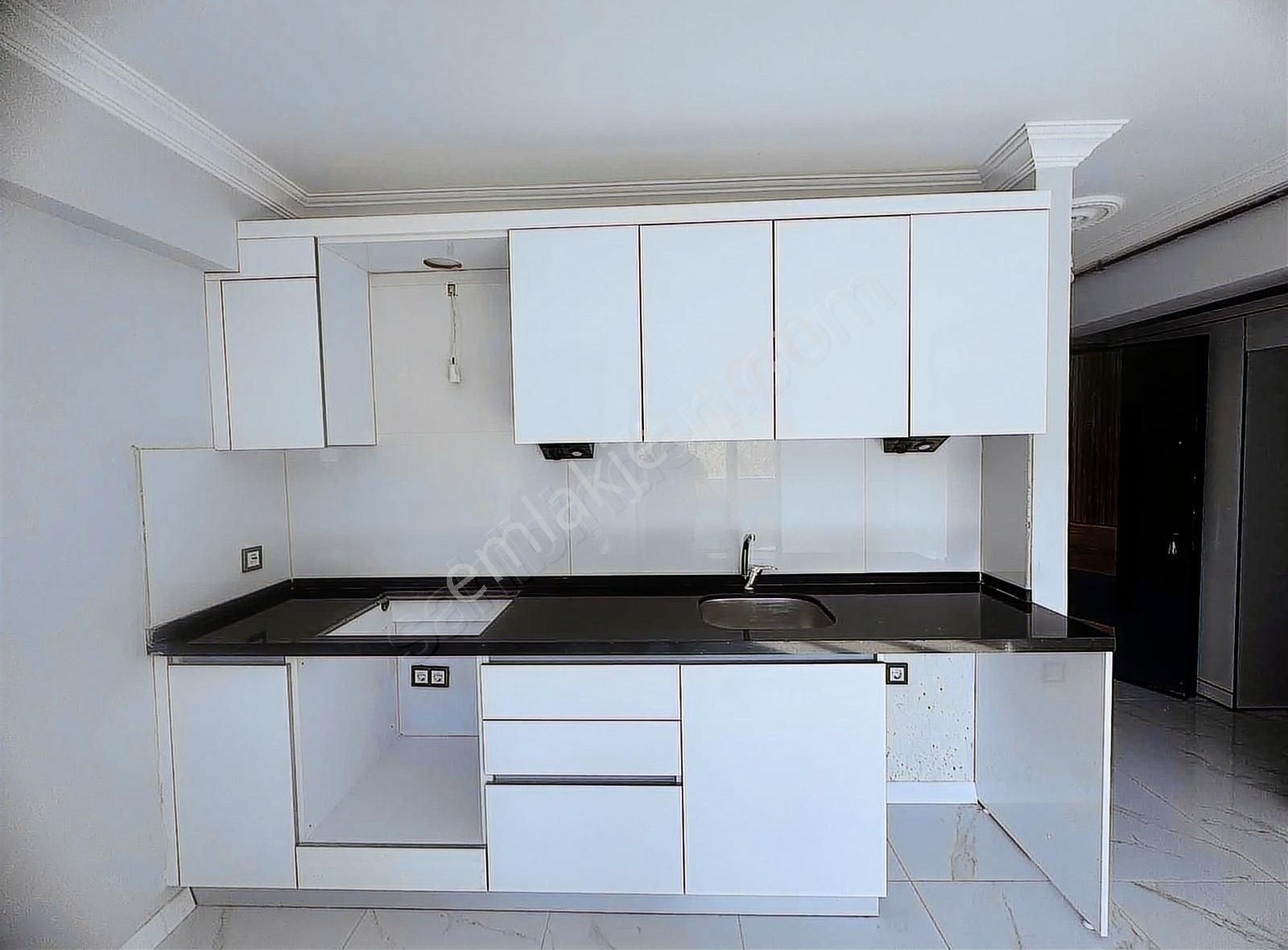 Tema Emlaktan Altınova Mahallesi Sıfır 1+1kiralık Daire - Görsel 11