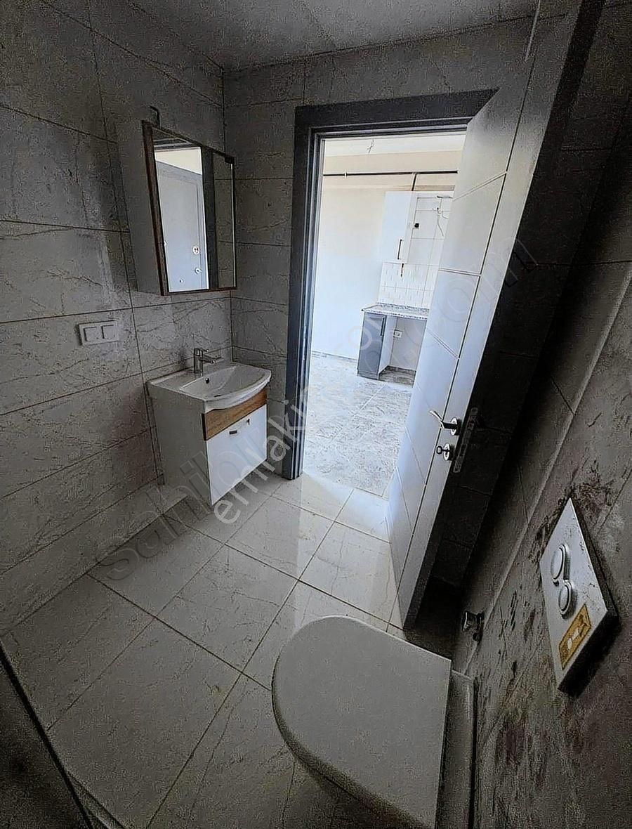 Tema Emlaktan Barbaros Mah Deniz Manzaralı Satılık 1+1 Daire - Görsel 4