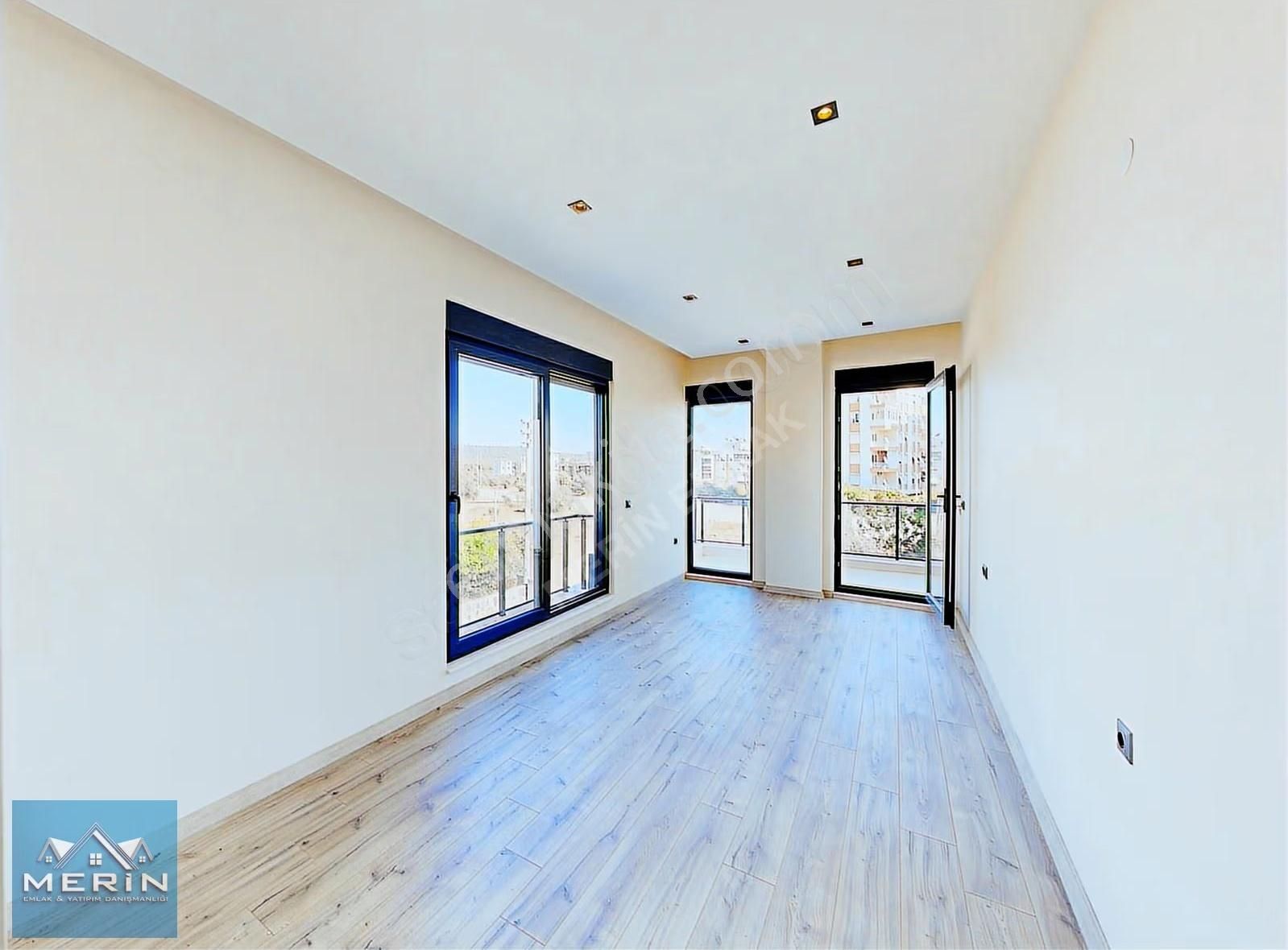 Aydoğmuş Mahallesinde Saunalı, Havuzlu, 4+1 Müstakil Lüks Villa - Görsel 7