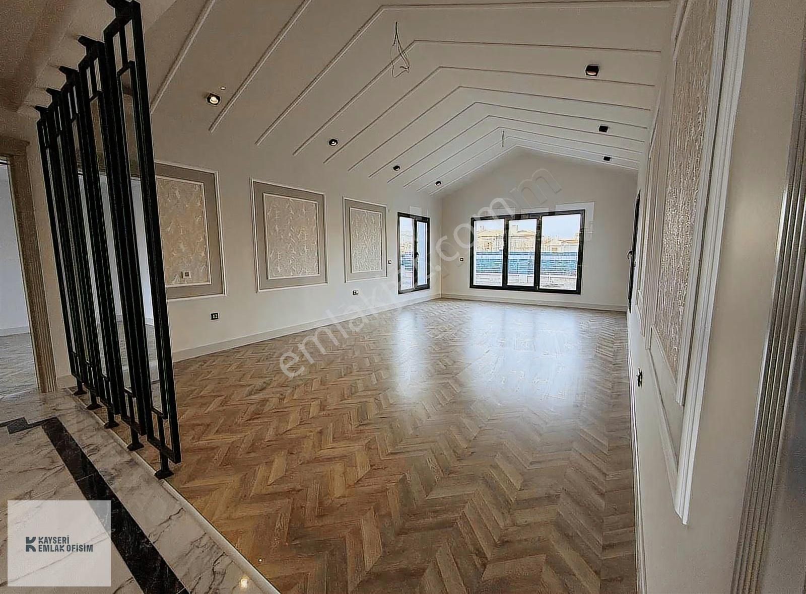 Emlak Ofisimden Altınoluk Şehzade Villalarında 5+1 Lüks Villa - Görsel 6