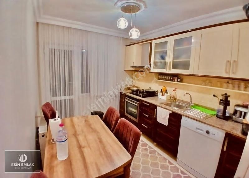 Güzelyalıda Temiz Geniş Kullanışlı 2+1 Satılık Daire - Görsel 27