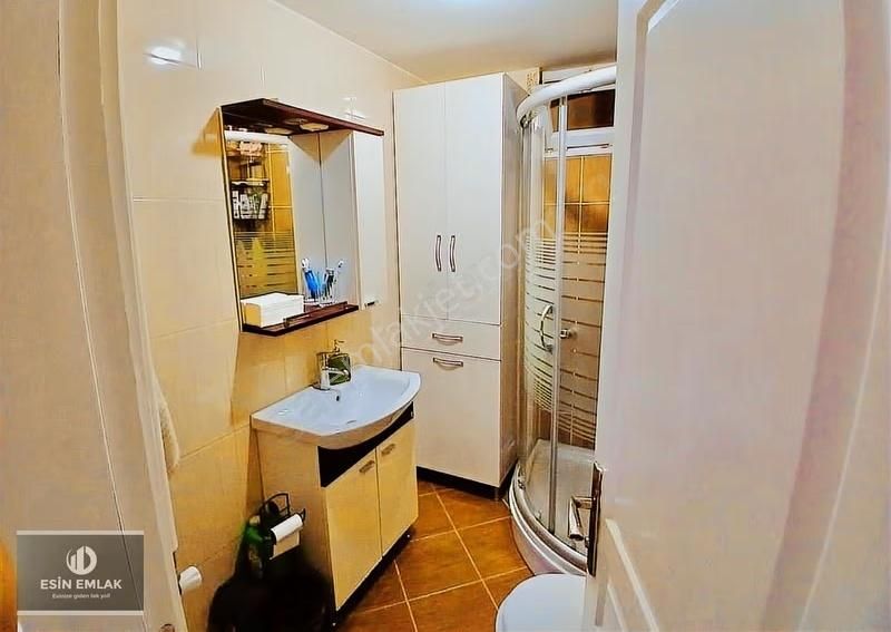 Güzelyalıda Temiz Geniş Kullanışlı 2+1 Satılık Daire - Görsel 19