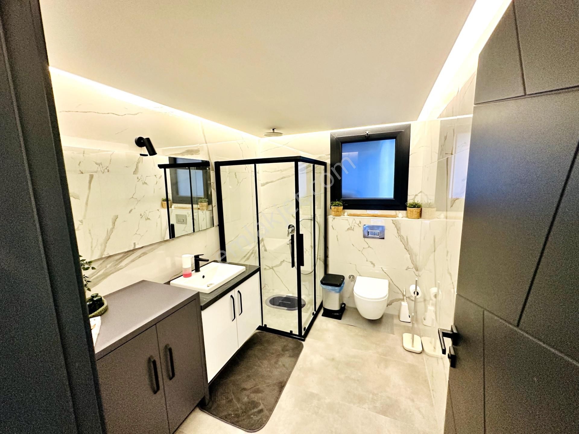 Kadınlar Denizinde Denize 900m Bakımlı Yeni 3+1 Villa Satılık - Görsel 24