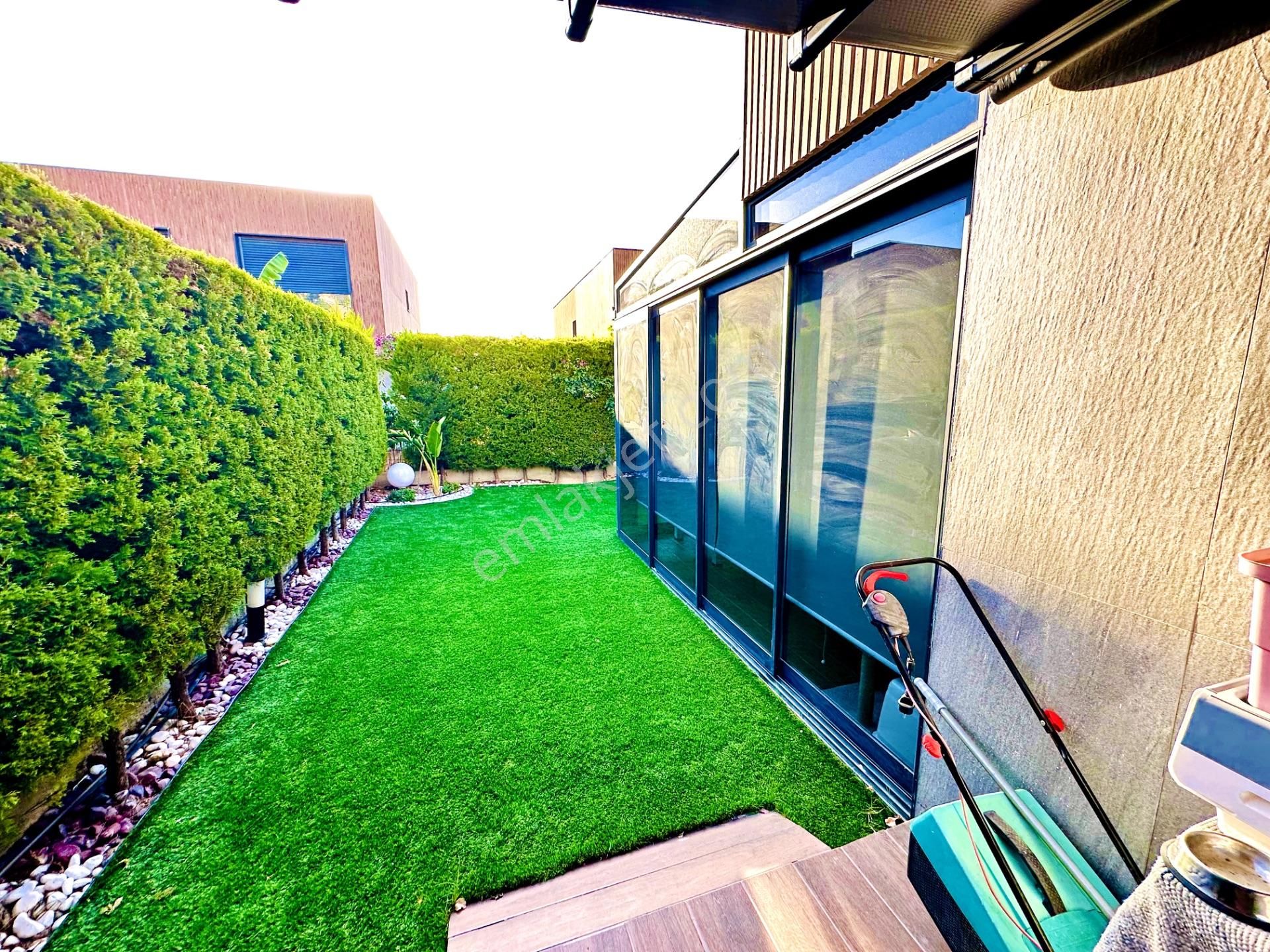 Kadınlar Denizinde Denize 900m Bakımlı Yeni 3+1 Villa Satılık - Görsel 4