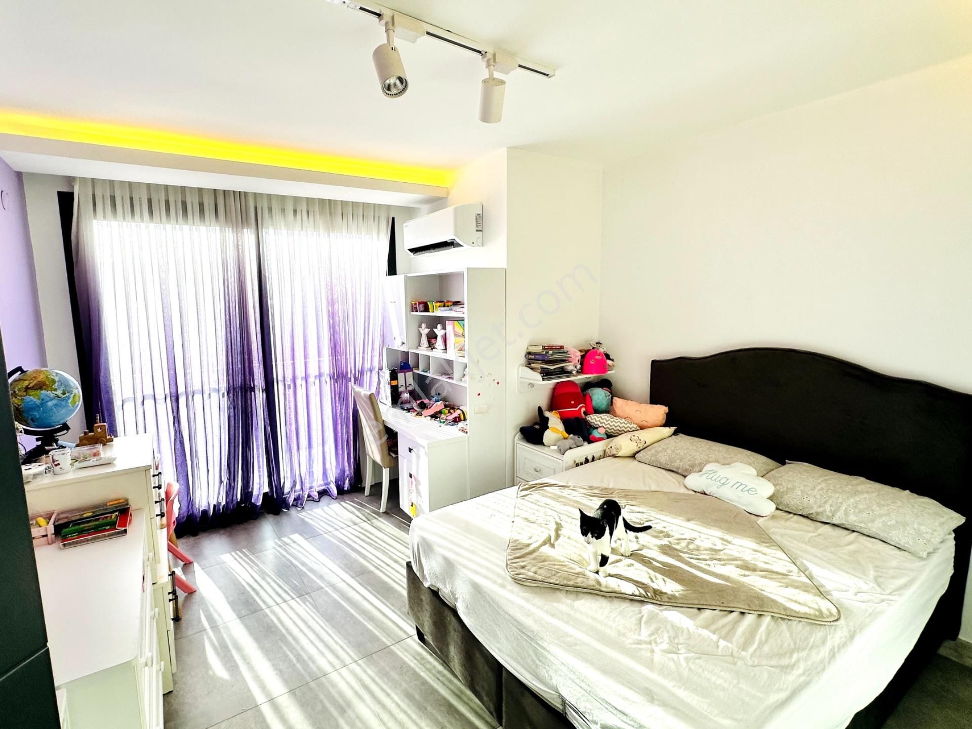 Kadınlar Denizinde Denize 900m Bakımlı Yeni 3+1 Villa Satılık - Görsel 27