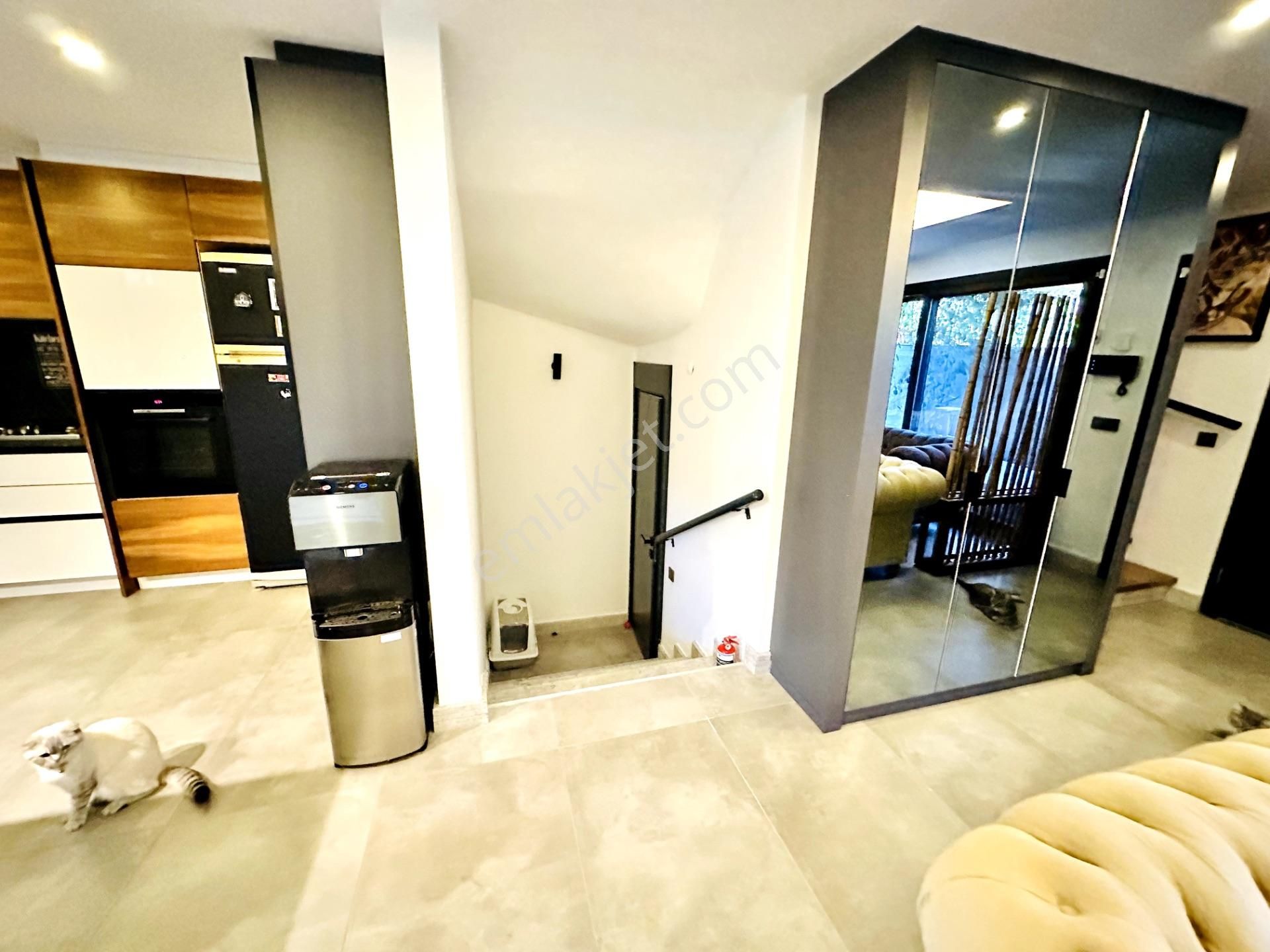 Kadınlar Denizinde Denize 900m Bakımlı Yeni 3+1 Villa Satılık - Görsel 18