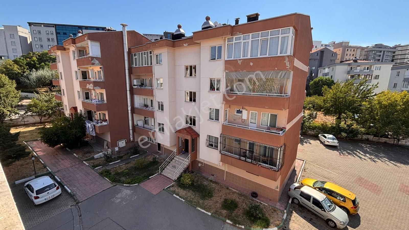 Barış Mahallesinde Site İçinde Metroya Yakın Geniş 2+1 Daire - Görsel 18