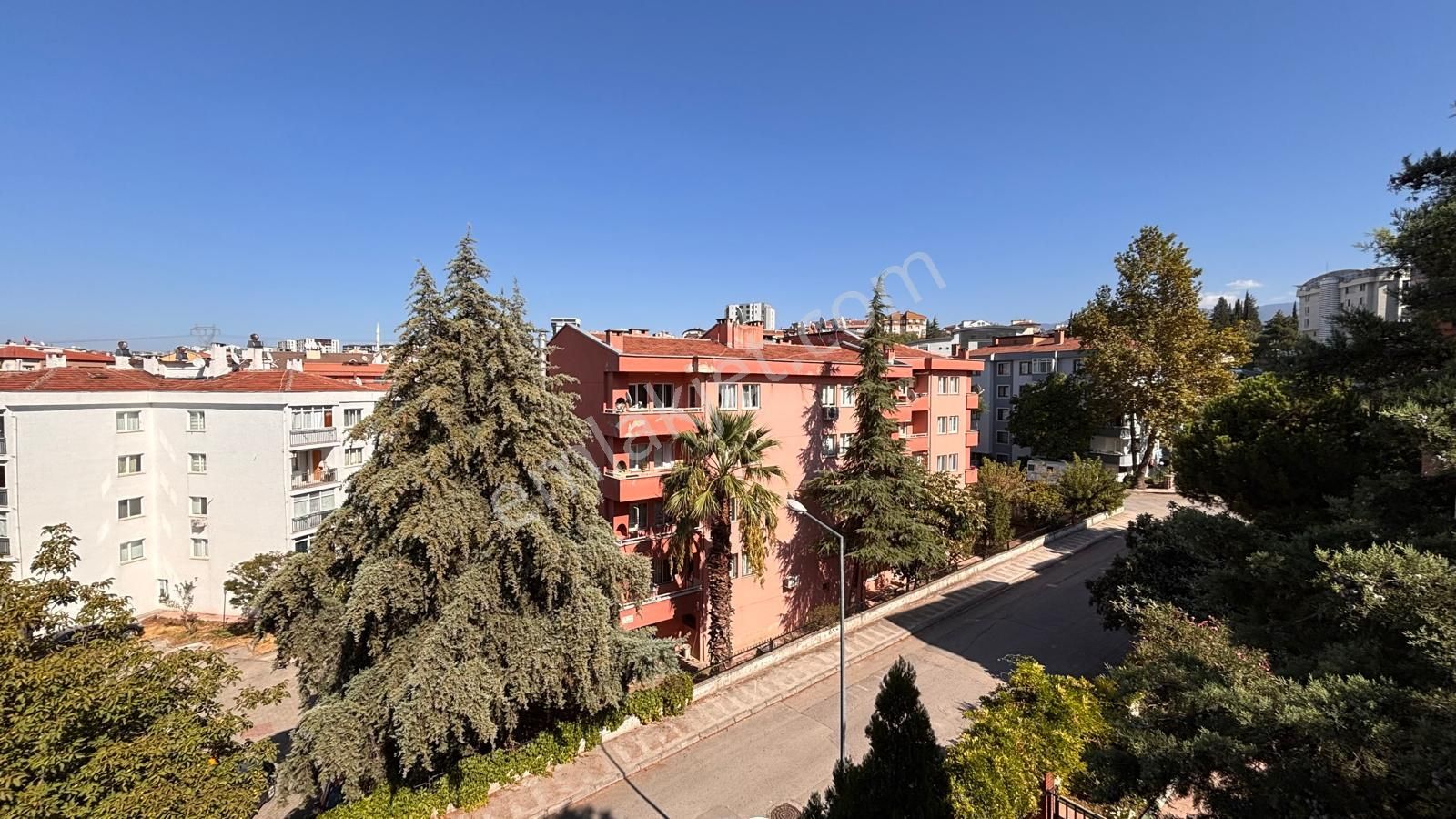 Barış Mahallesinde Site İçinde Metroya Yakın Geniş 2+1 Daire - Görsel 16