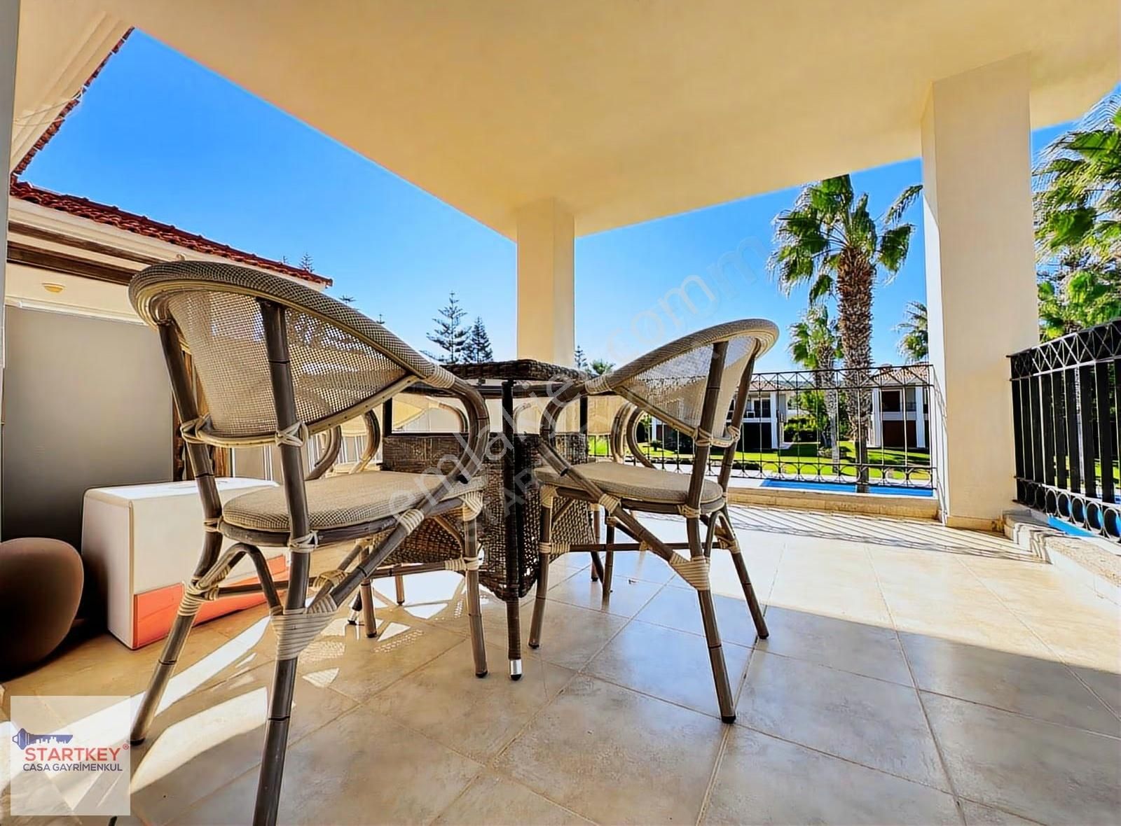 Çeşme Mamurbabada Elit Sitede Havuz Cepheli 4+1 Dubleks Villa - Görsel 21