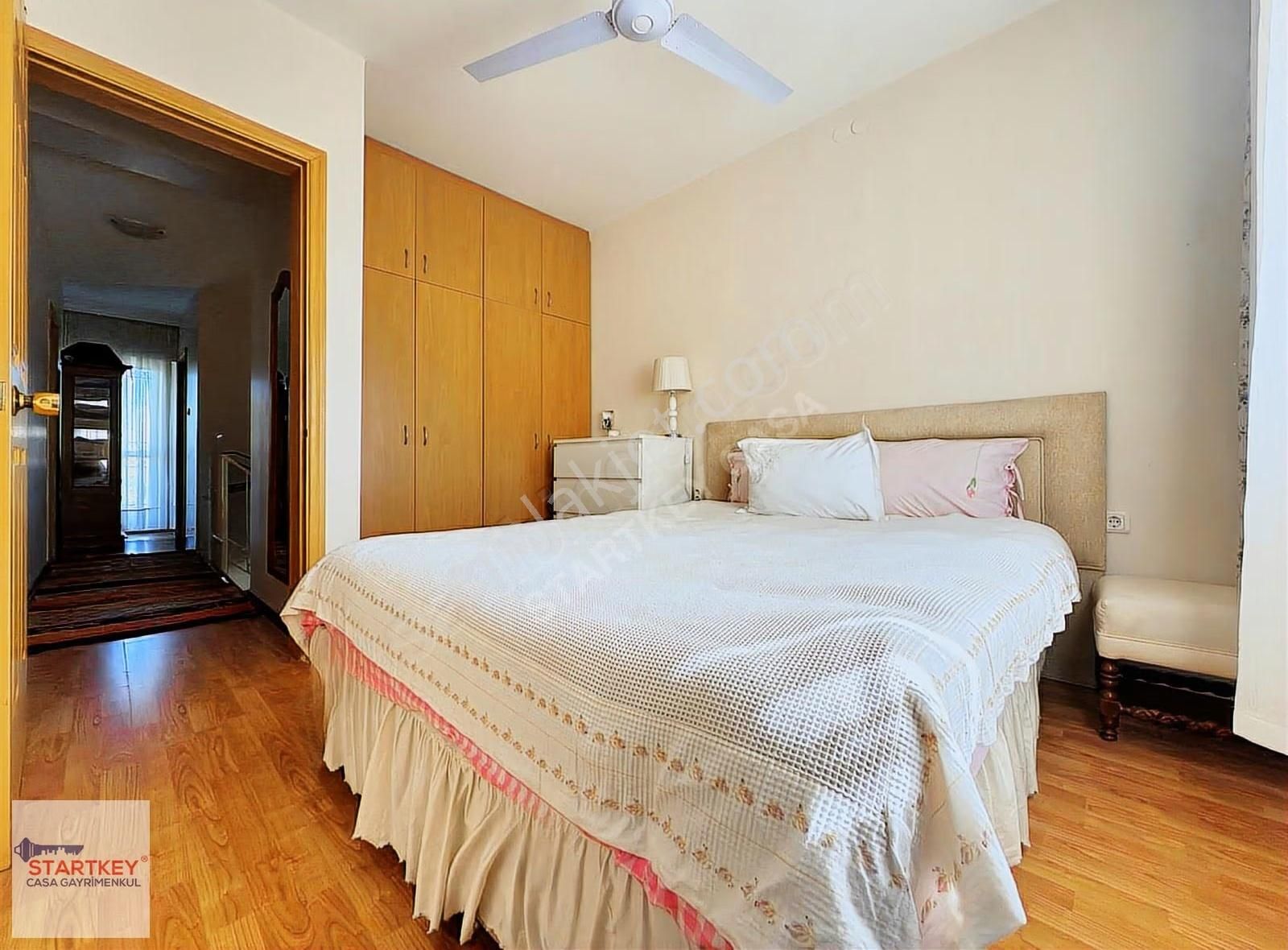 Çeşme Mamurbabada Elit Sitede Havuz Cepheli 4+1 Dubleks Villa - Görsel 20