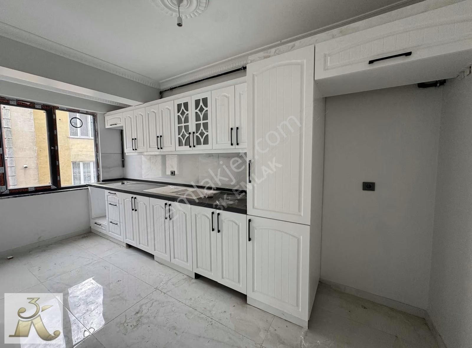 3k Emlak'tan Satılık Asansörlü 90m2 2+1 Daire - Görsel 2