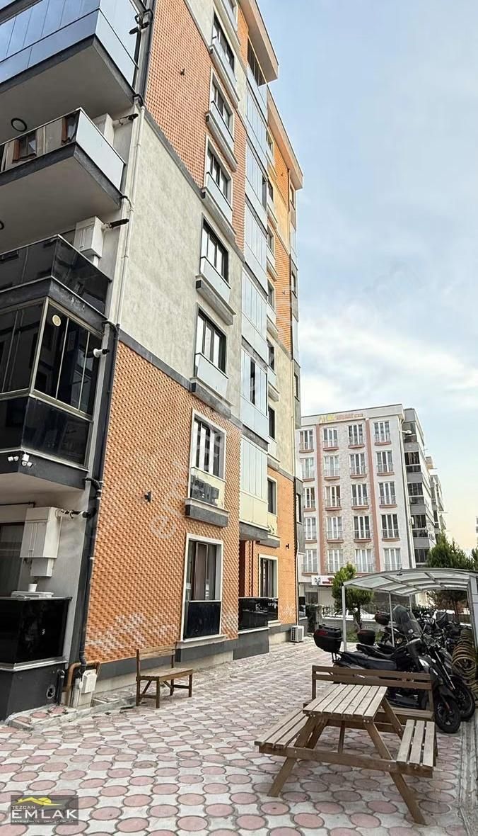 Çanakkale Merkez İsmetpaşa Mahallesi Tekzen Bölgesinde 2+1 - Görsel 13