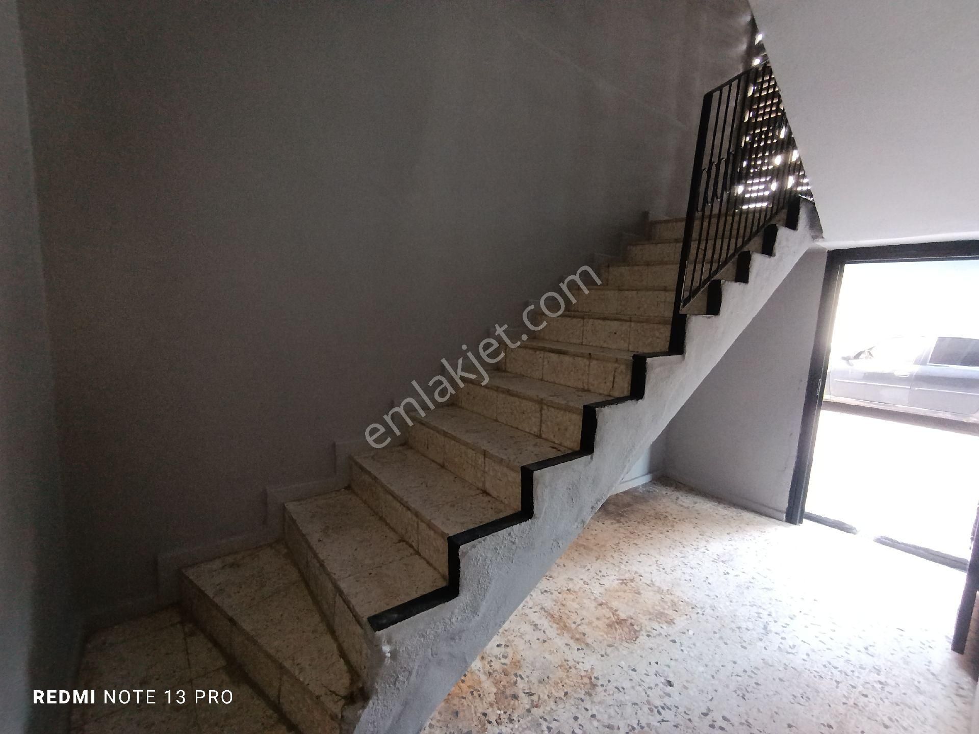 Şakirpaşa Ömür Tıp Civarında 2 Katlı - Görsel 16