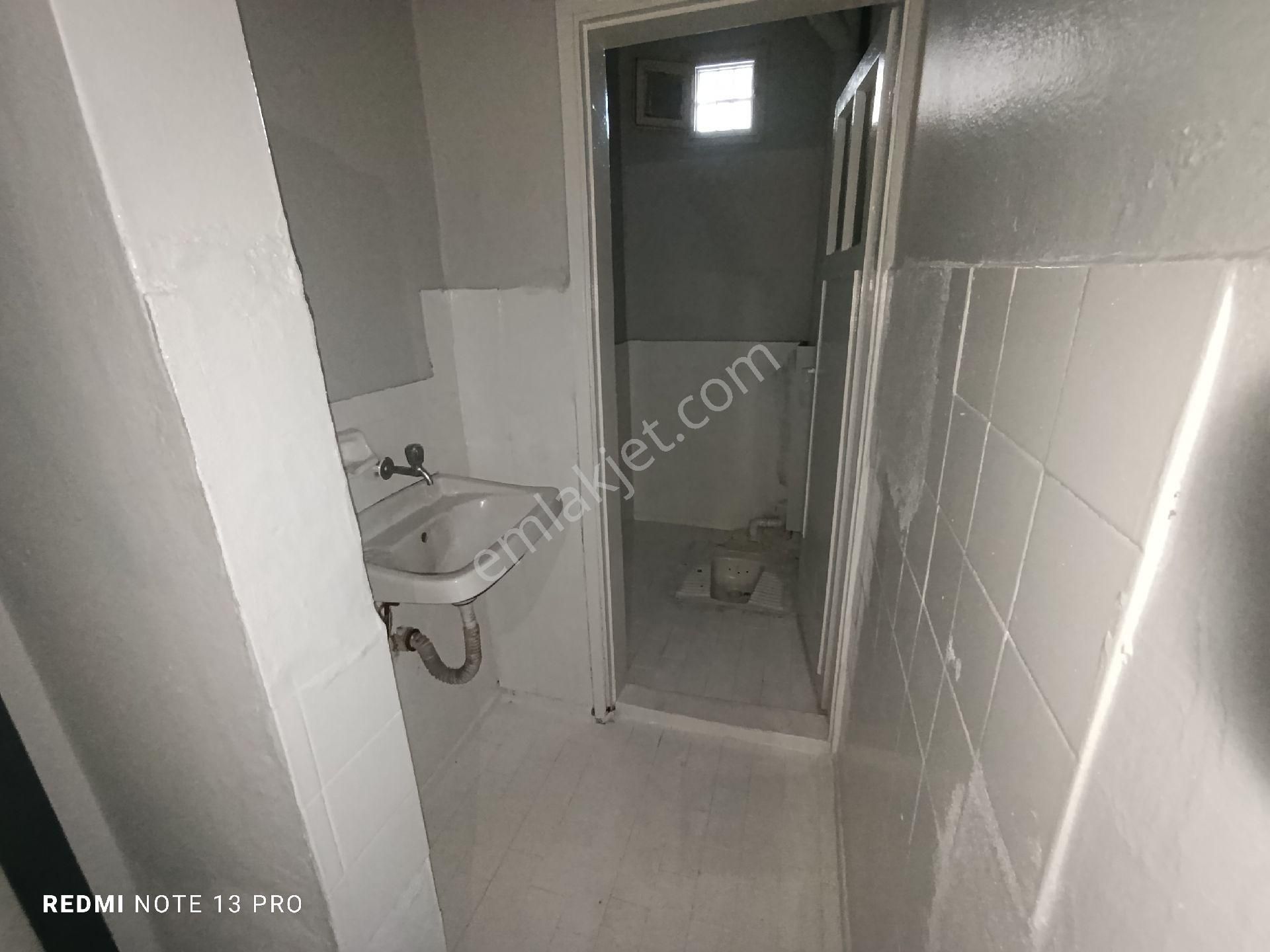 Şakirpaşa Ömür Tıp Civarında 2 Katlı - Görsel 15