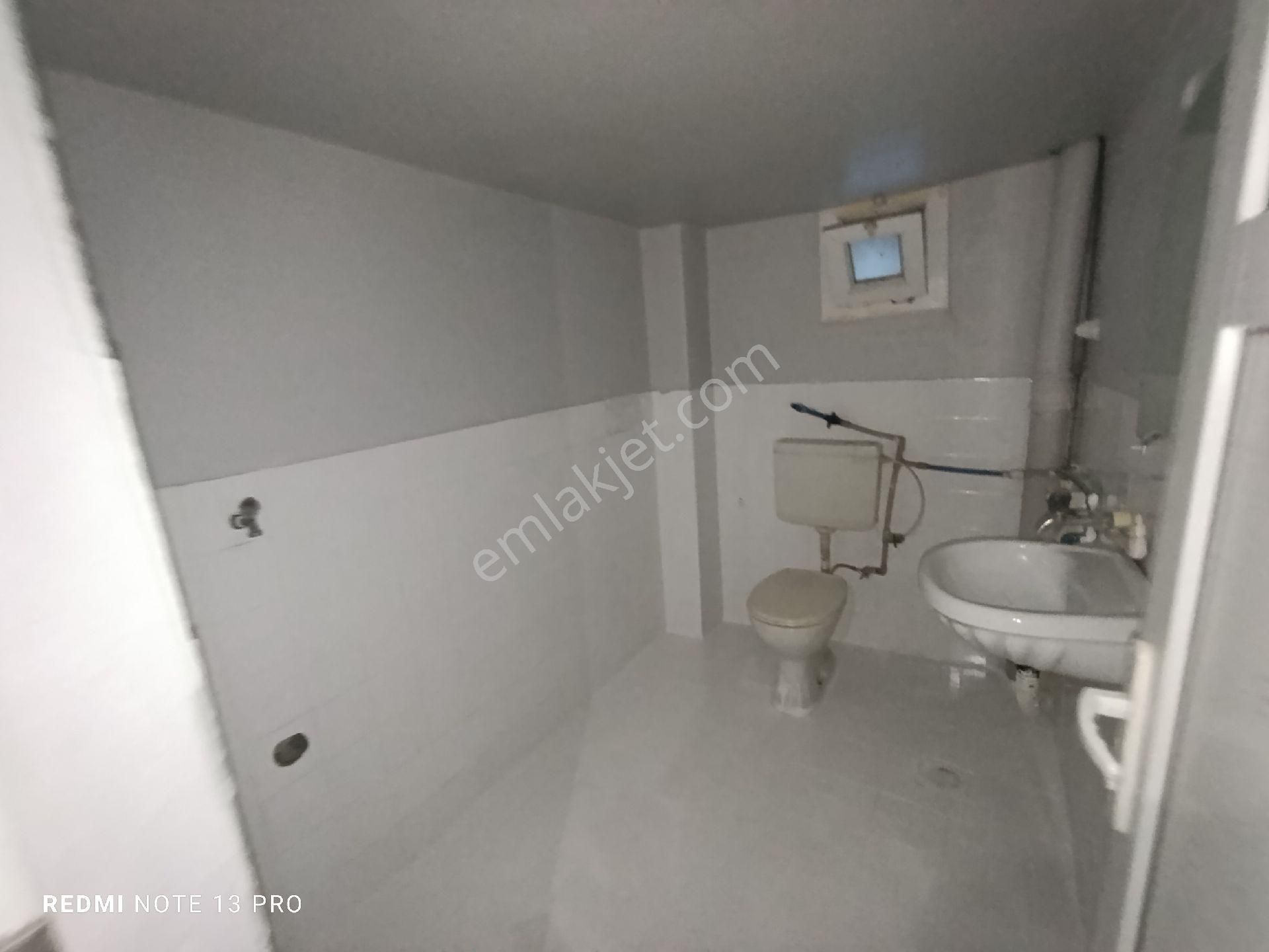 Şakirpaşa Ömür Tıp Civarında 2 Katlı - Görsel 14