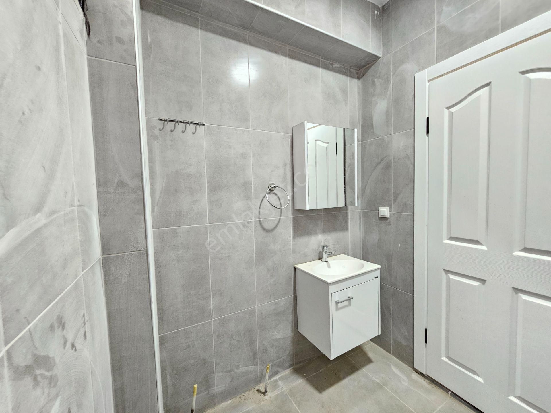 Goldhouse Dan Satılık Yakacıkta Doğayla İç İçe Müstakil Havuzlu Villa - Görsel 19