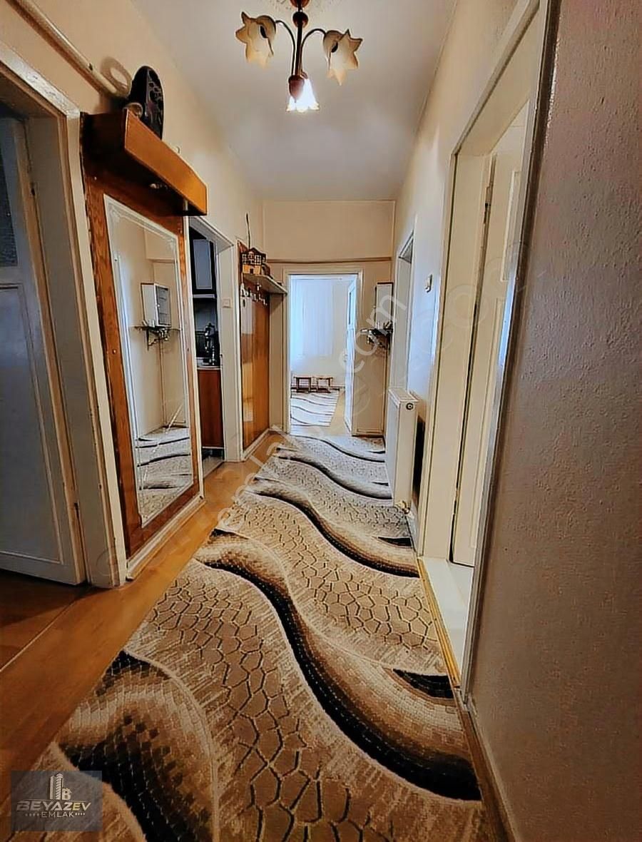 Sincan Mareşal Çakmak Mahallesinde 3+1 Geniş, Merkezi Konumda