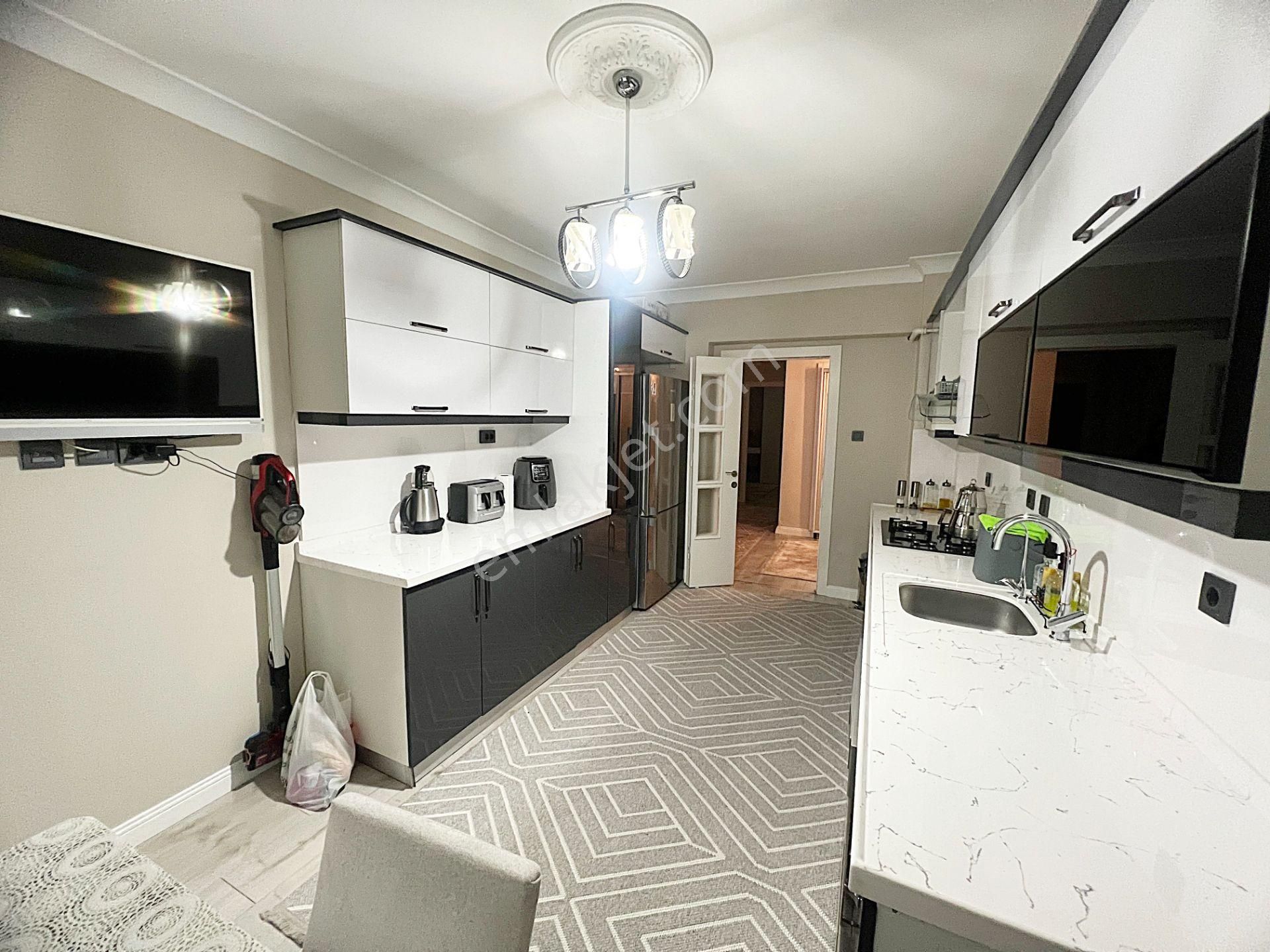 Kaletepe Ünsal Cadde Yakını Geniş Ful Yapılı Kök Tapu Güney Batı - Görsel 4