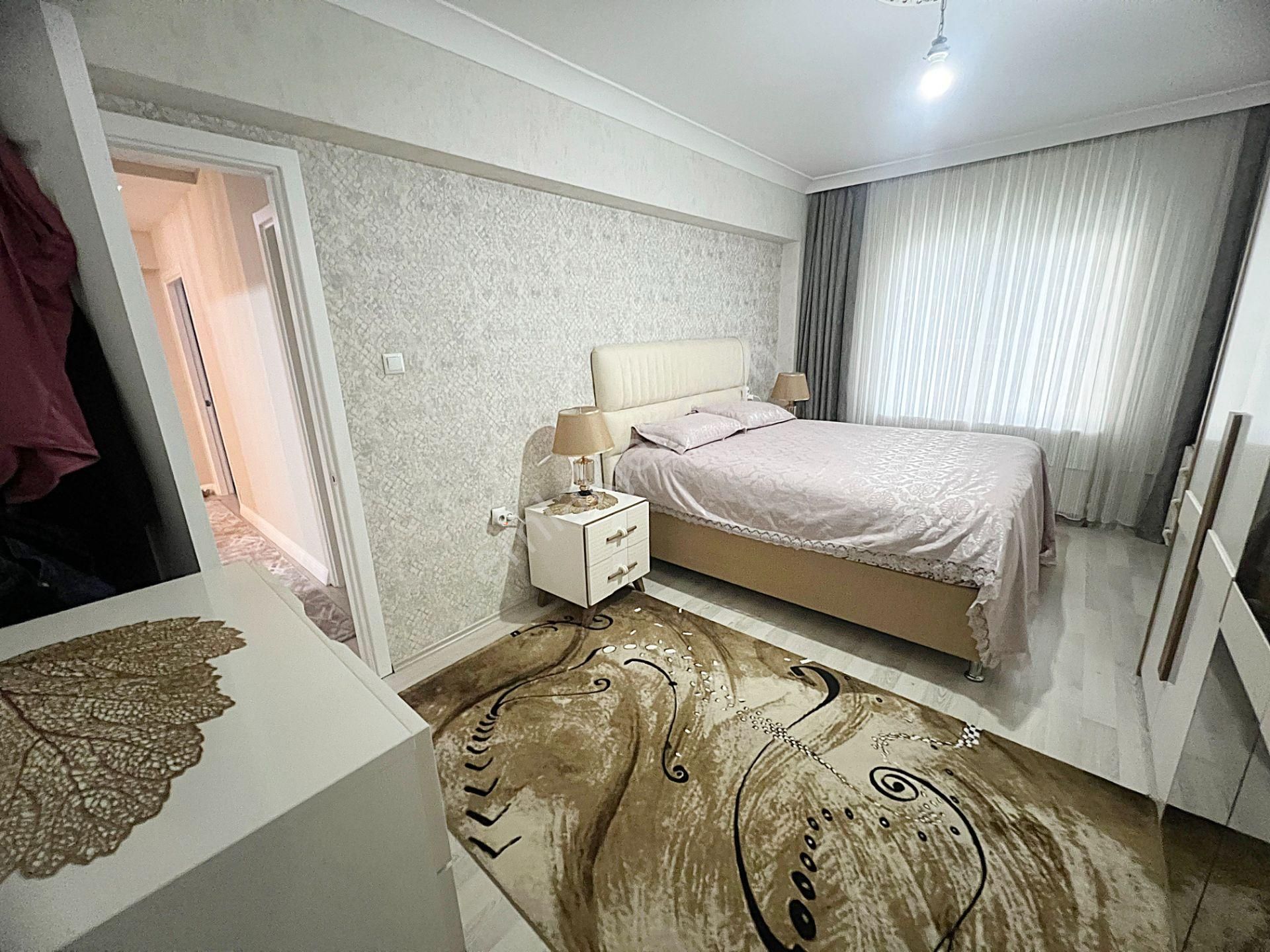 Kaletepe Ünsal Cadde Yakını Geniş Ful Yapılı Kök Tapu Güney Batı - Görsel 24