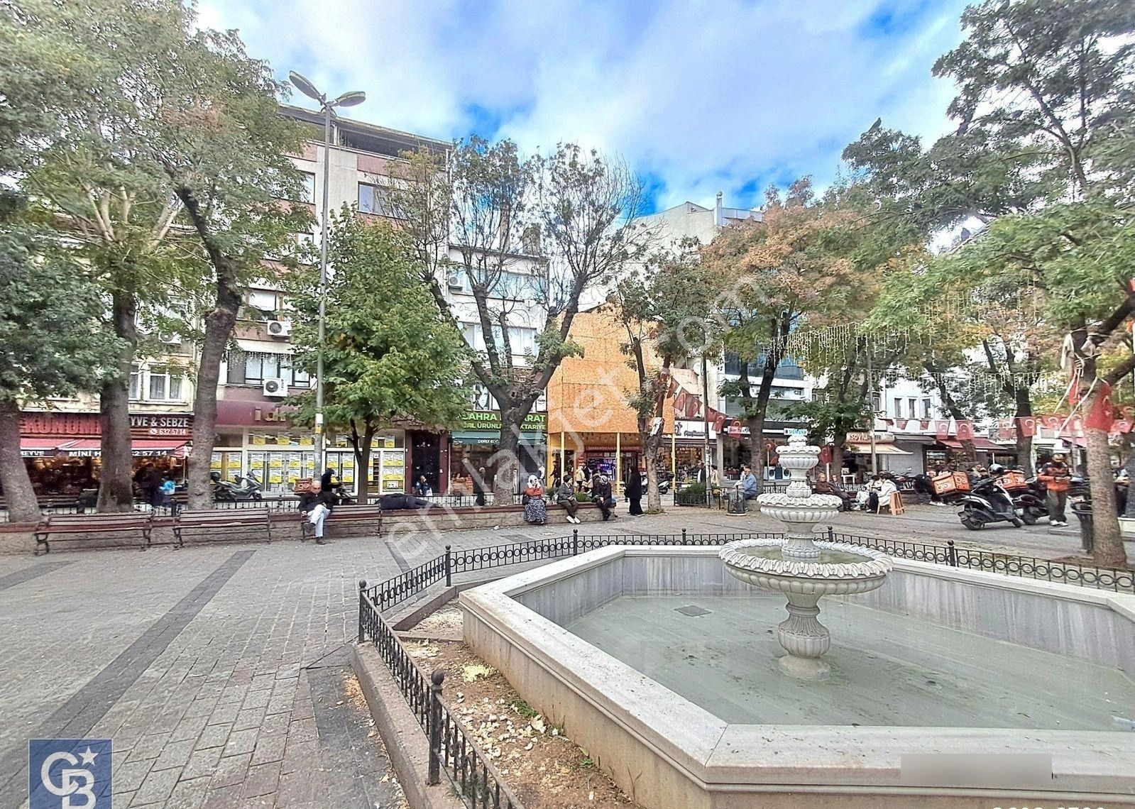 Satılık Bina. Fatih - Şehremini Büyük Saray Meydanında, Meydan Cepheli. Fırsat! - Görsel 21