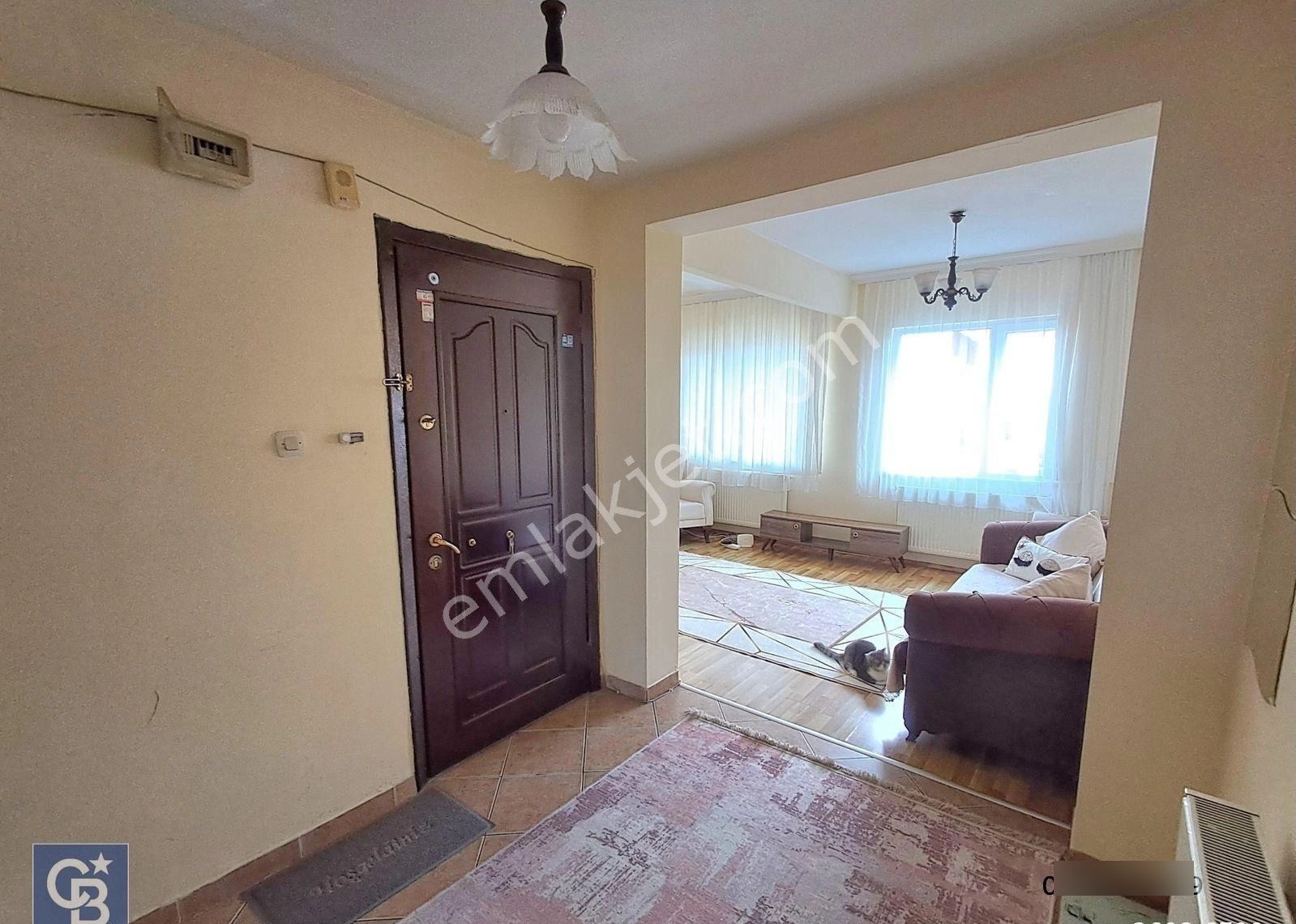 Satılık Bina. Fatih - Şehremini Büyük Saray Meydanında, Meydan Cepheli. Fırsat! - Görsel 23