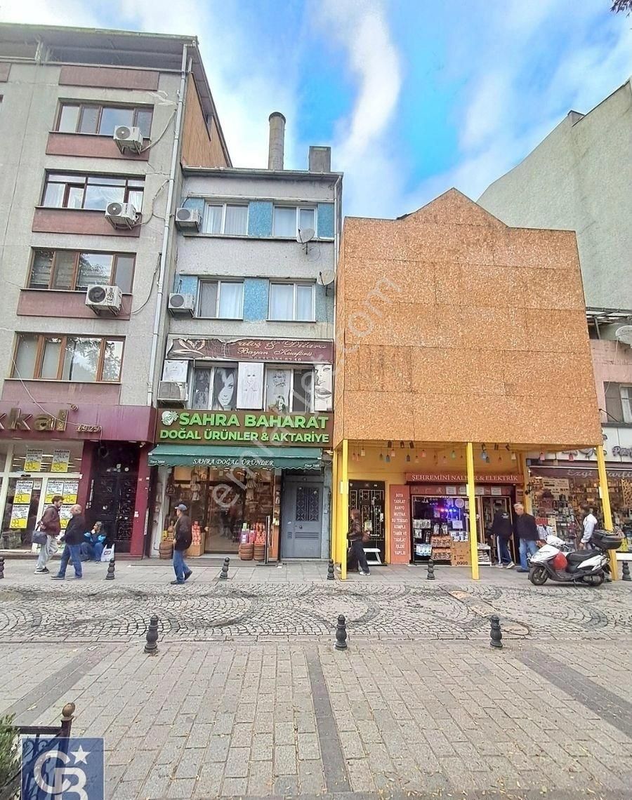 Satılık Bina. Fatih - Şehremini Büyük Saray Meydanında, Meydan Cepheli. Fırsat! - Görsel 35