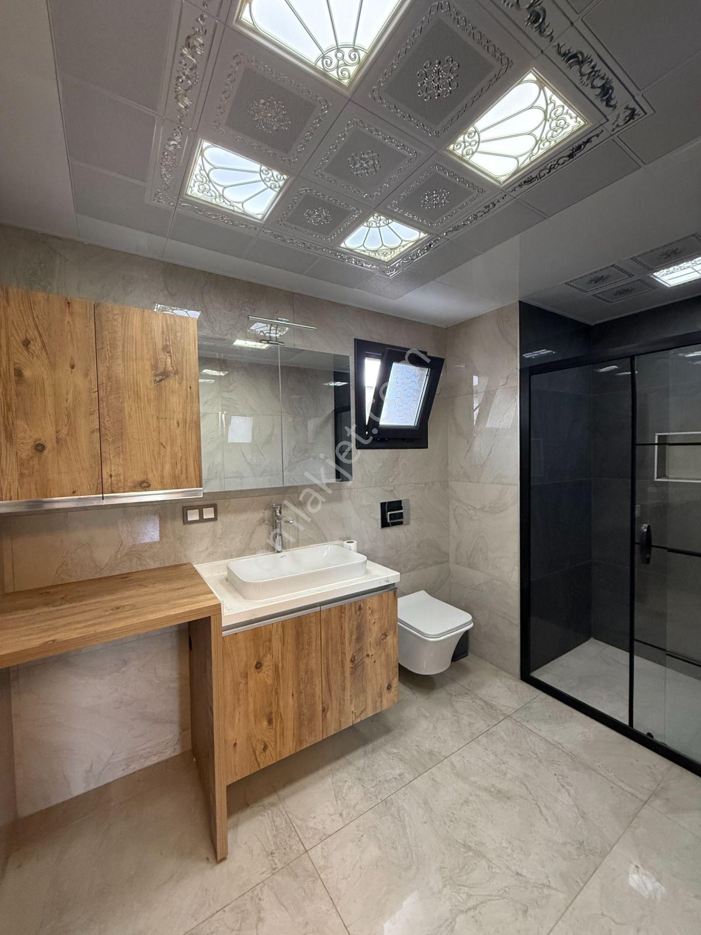 Seferihisar Hıdırlık Mahallesinde Yatırıma Ve Oturuma Uygun 3+1 Villa - Görsel 16