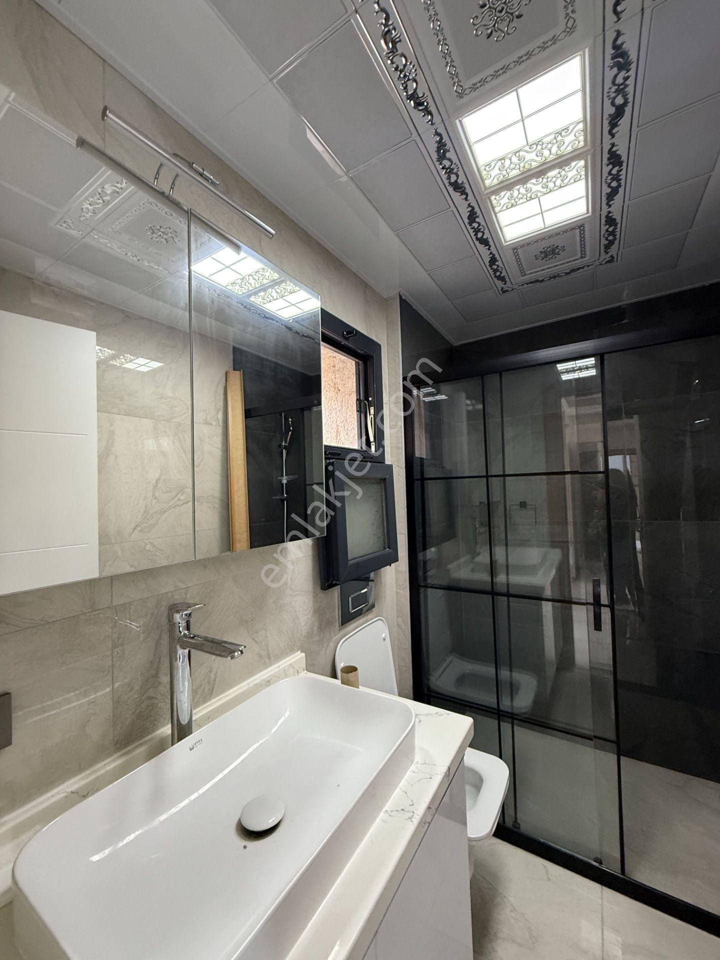 Seferihisar Hıdırlık Mahallesinde Yatırıma Ve Oturuma Uygun 3+1 Villa - Görsel 15