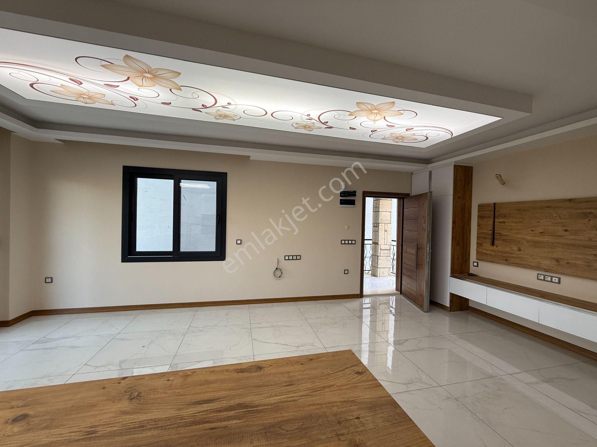 Seferihisar Hıdırlık Mahallesinde Yatırıma Ve Oturuma Uygun 3+1 Villa - Görsel 6