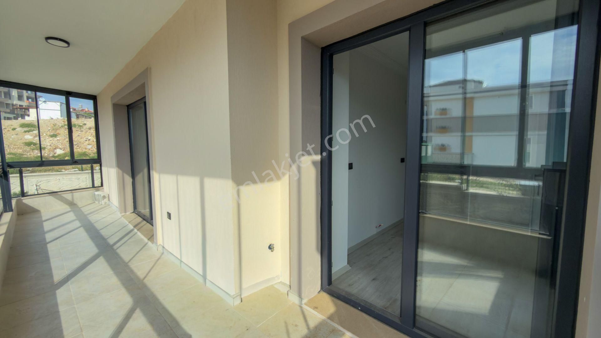 No:10 Gayrimenkul’den – Küçükköy’de Havuzlu Site, 2+1 Kapalı Mutfak, Bahçe Katı Daire (100 M²) - Görsel 11