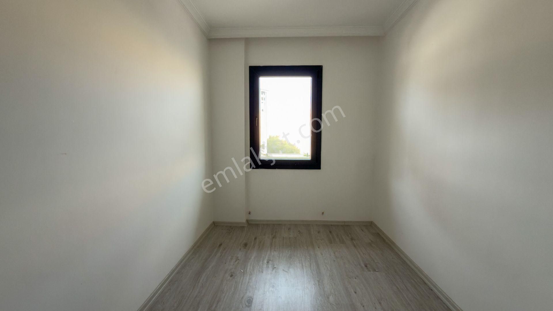 No:10 Gayrimenkul’den – Küçükköy’de Havuzlu Site, 2+1 Kapalı Mutfak, Bahçe Katı Daire (100 M²) - Görsel 18