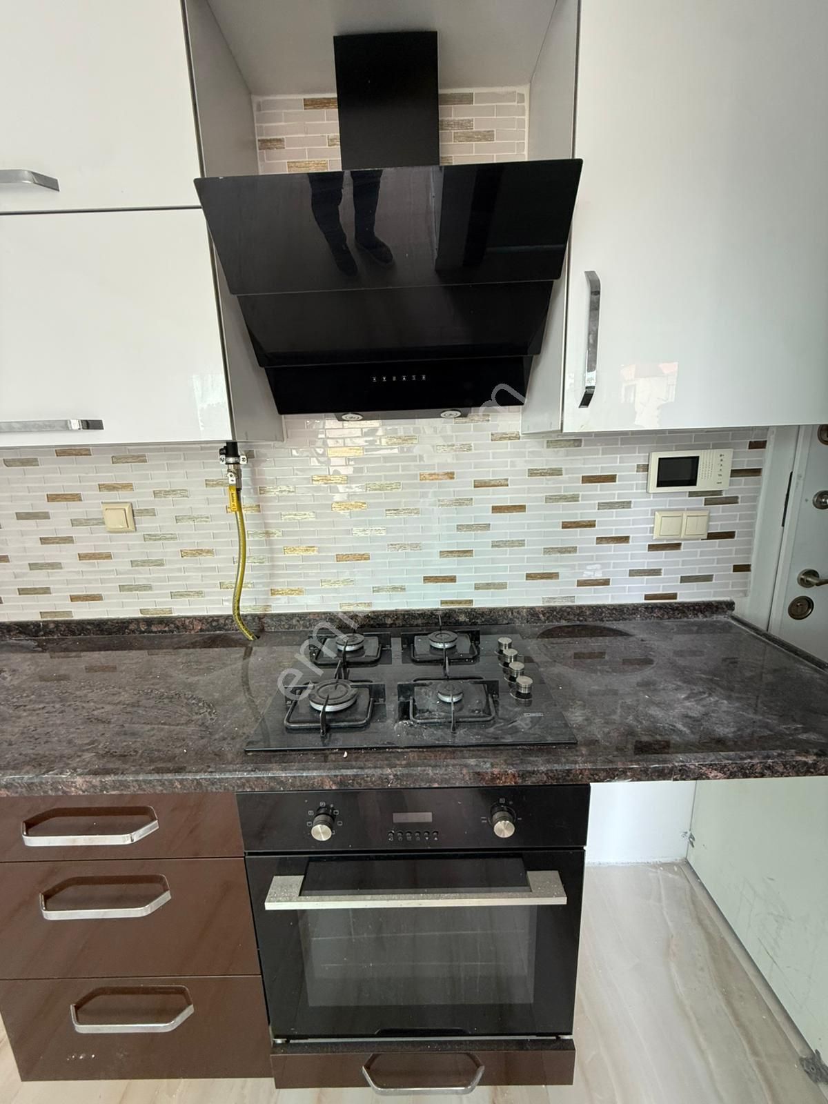 Kenan Evren'de Ultra Lüx 1+1 Güney Cephe İskanlı Mükemmel Lokasyon Mükemmel Daire - Görsel 13