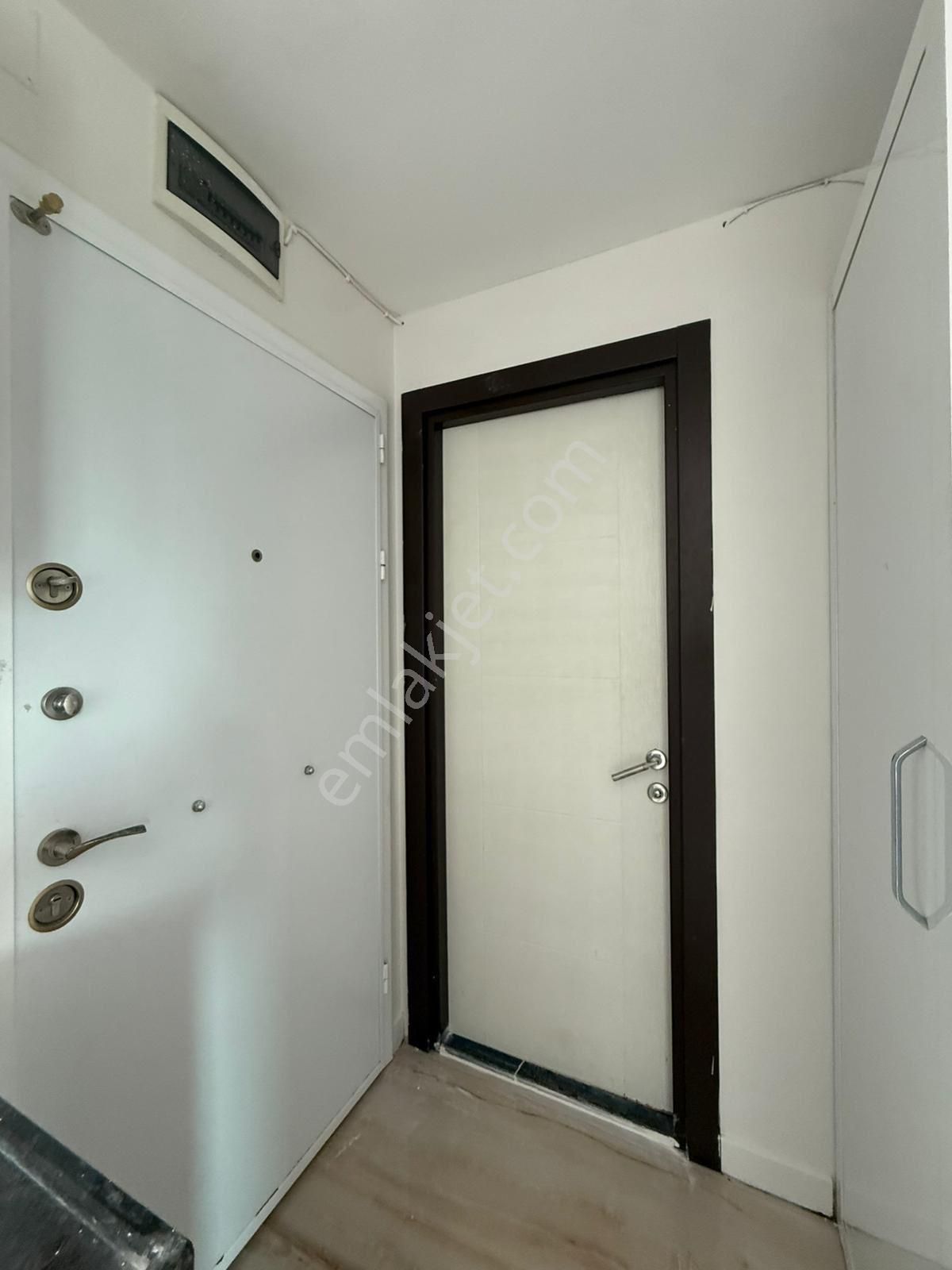 Kenan Evren'de Ultra Lüx 1+1 Güney Cephe İskanlı Mükemmel Lokasyon Mükemmel Daire - Görsel 5