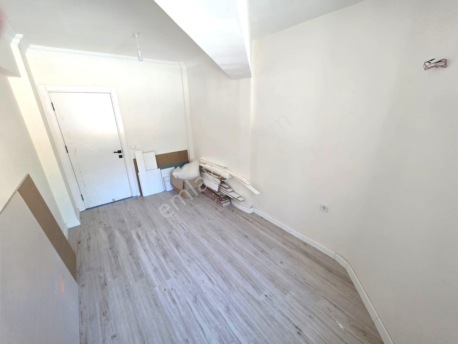 Goldhouse Dan Satılık Patlangıç Hıdırlık Mevkiinde Giriş 2+1 Daire - Görsel 22