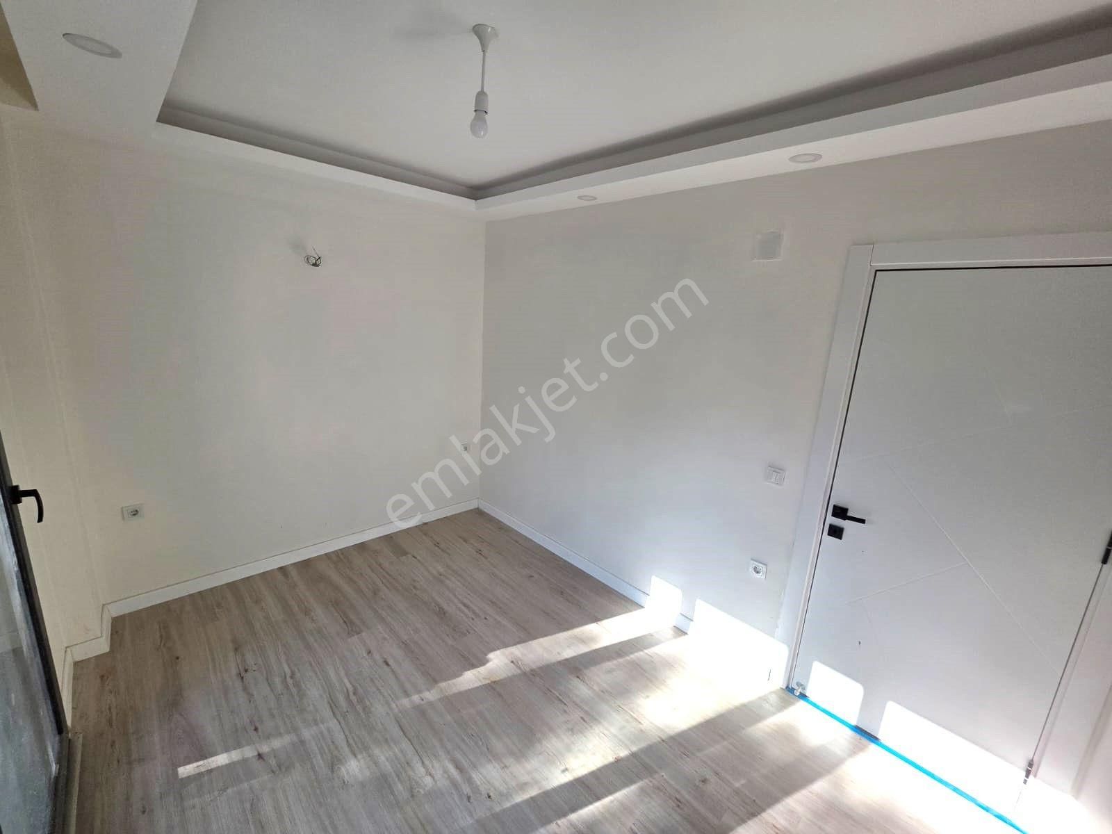 Goldhouse Dan Satılık Patlangıç Hıdırlık Mevkiinde Giriş 2+1 Daire - Görsel 16