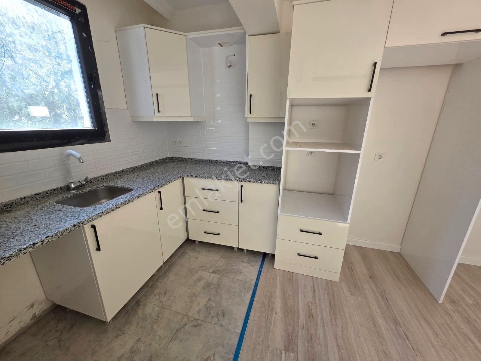 Goldhouse Dan Satılık Patlangıç Hıdırlık Mevkiinde Giriş 2+1 Daire - Görsel 10