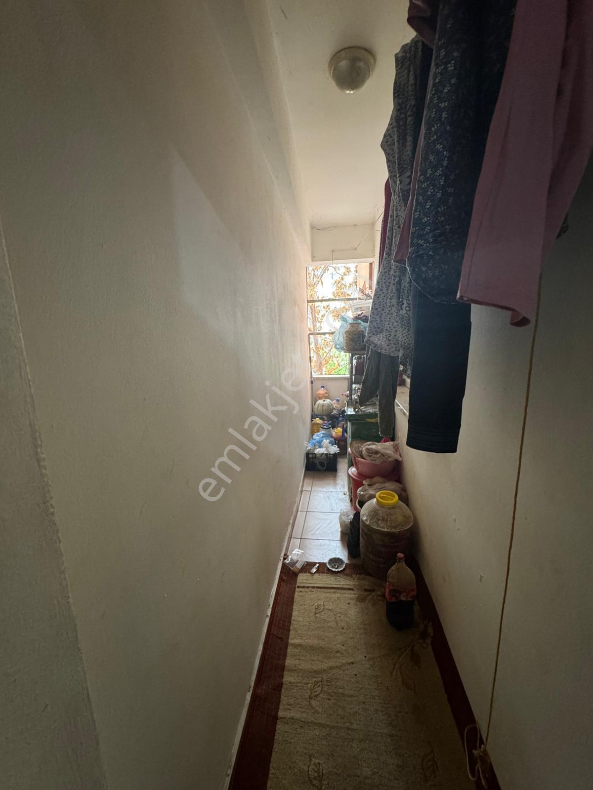 Recep Ümit'ten Güllük Mahallesinde Hat Boyu - 2 Caddesine Yakın Lokasyonda Satılık 2+1 Ferah Daire - Görsel 3