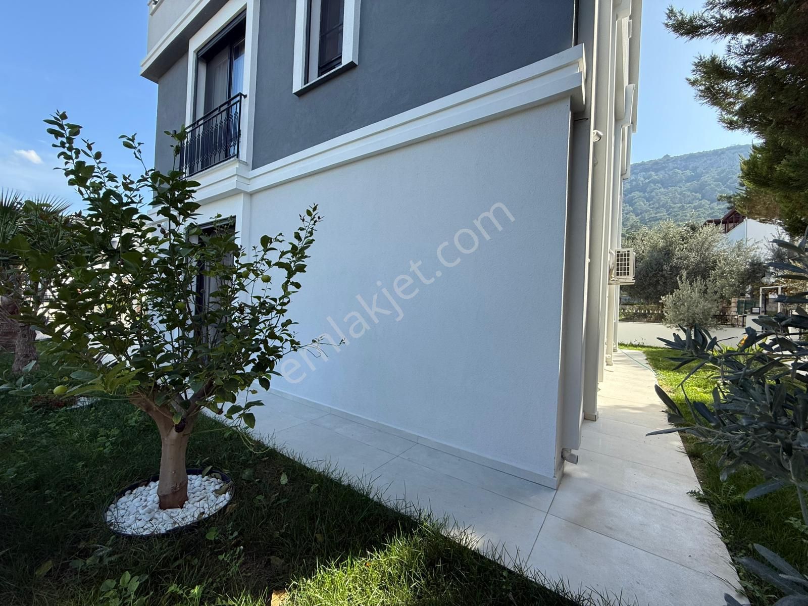 Merkezi Konumlu Muhteşem Lüx Villa - Görsel 35