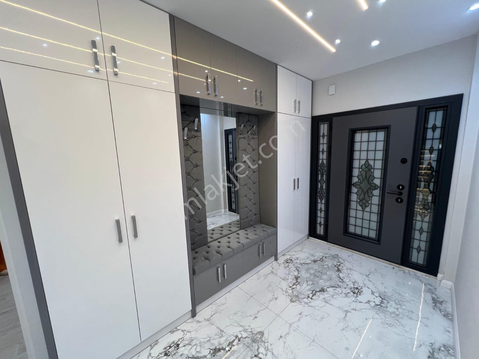 Merkezi Konumlu Muhteşem Lüx Villa - Görsel 6