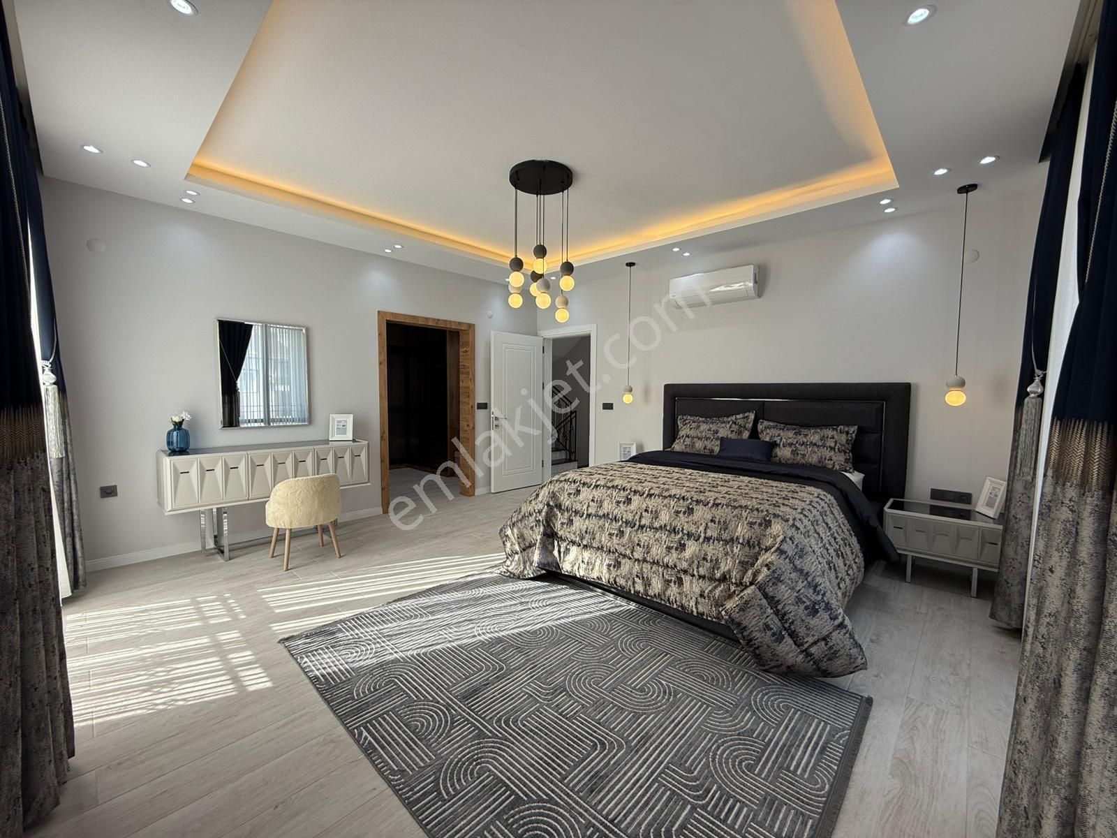 Merkezi Konumlu Muhteşem Lüx Villa - Görsel 21