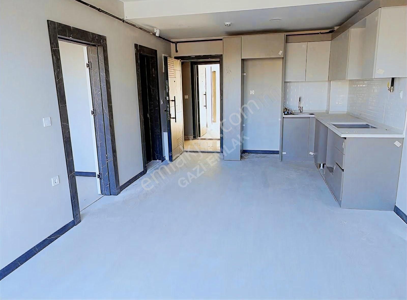 ""gazi Emlak""akyol Lounge Havuzlu Site'de 1+1 Deniz Manzaralı - Görsel 5