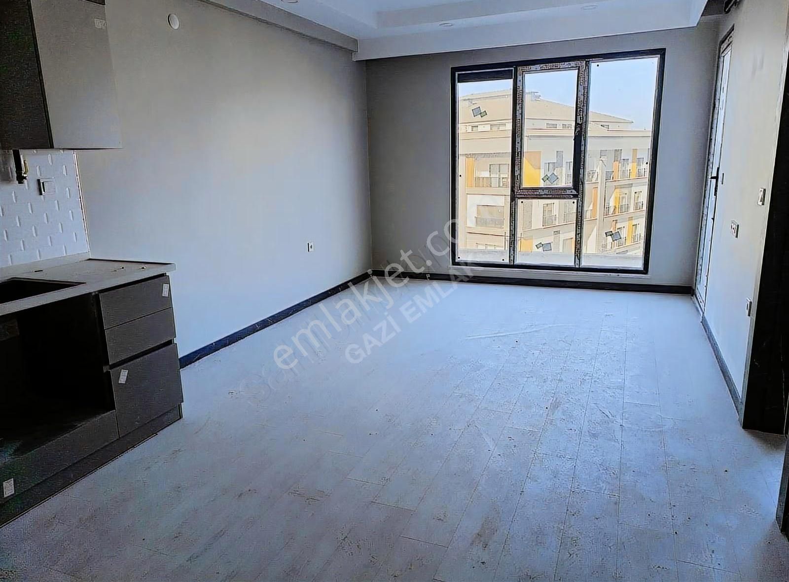 ""gazi Emlak""akyol Lounge Havuzlu Site'de 1+1 Deniz Manzaralı - Görsel 14
