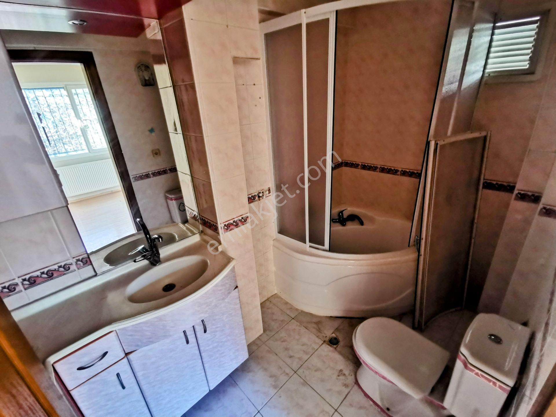 Bülent Ateşci'den 23 Nisan Cad.üstünde 2+1 Kiralık Daire - Görsel 15