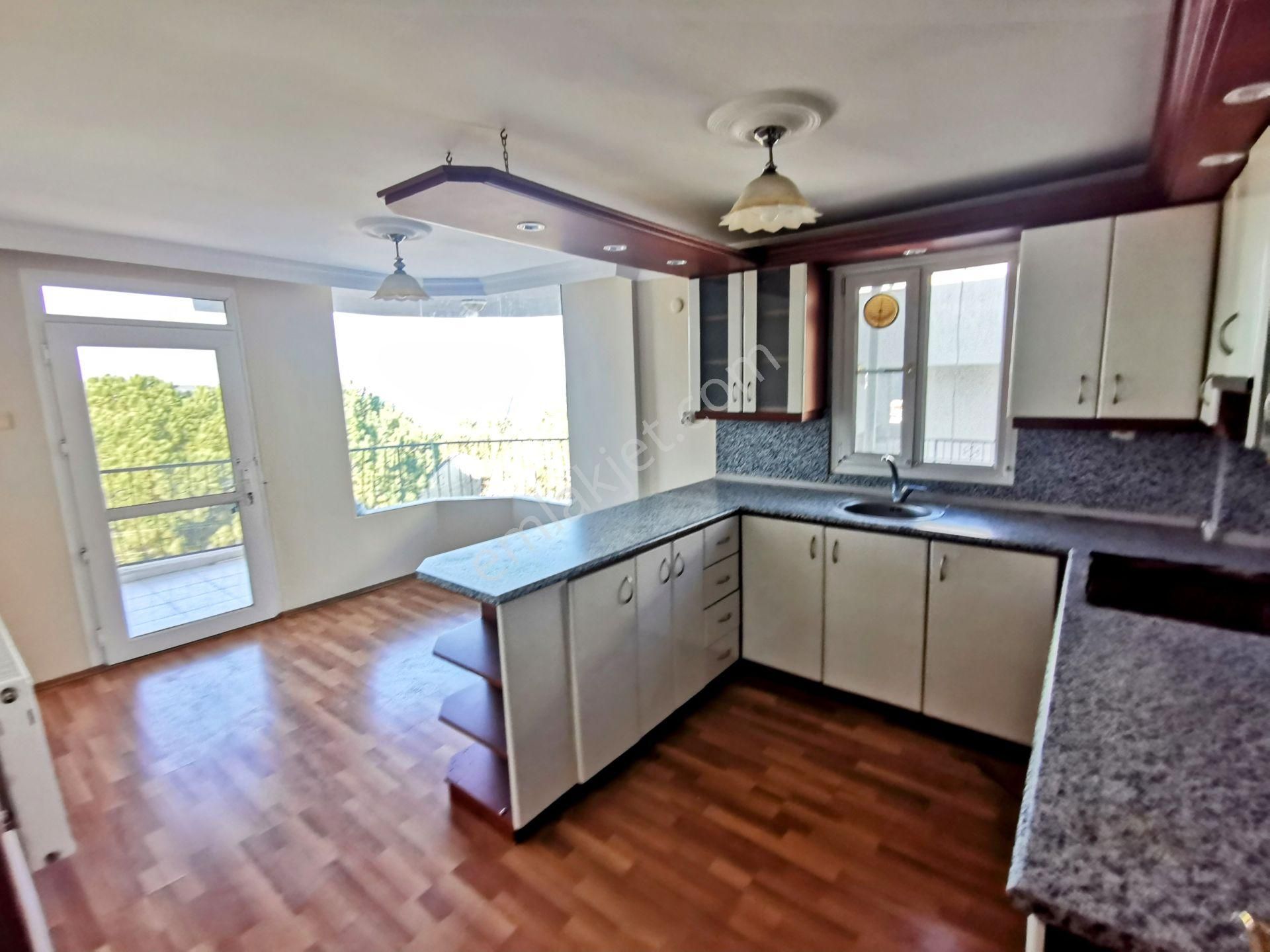 Bülent Ateşci'den 23 Nisan Cad.üstünde 2+1 Kiralık Daire - Görsel 4