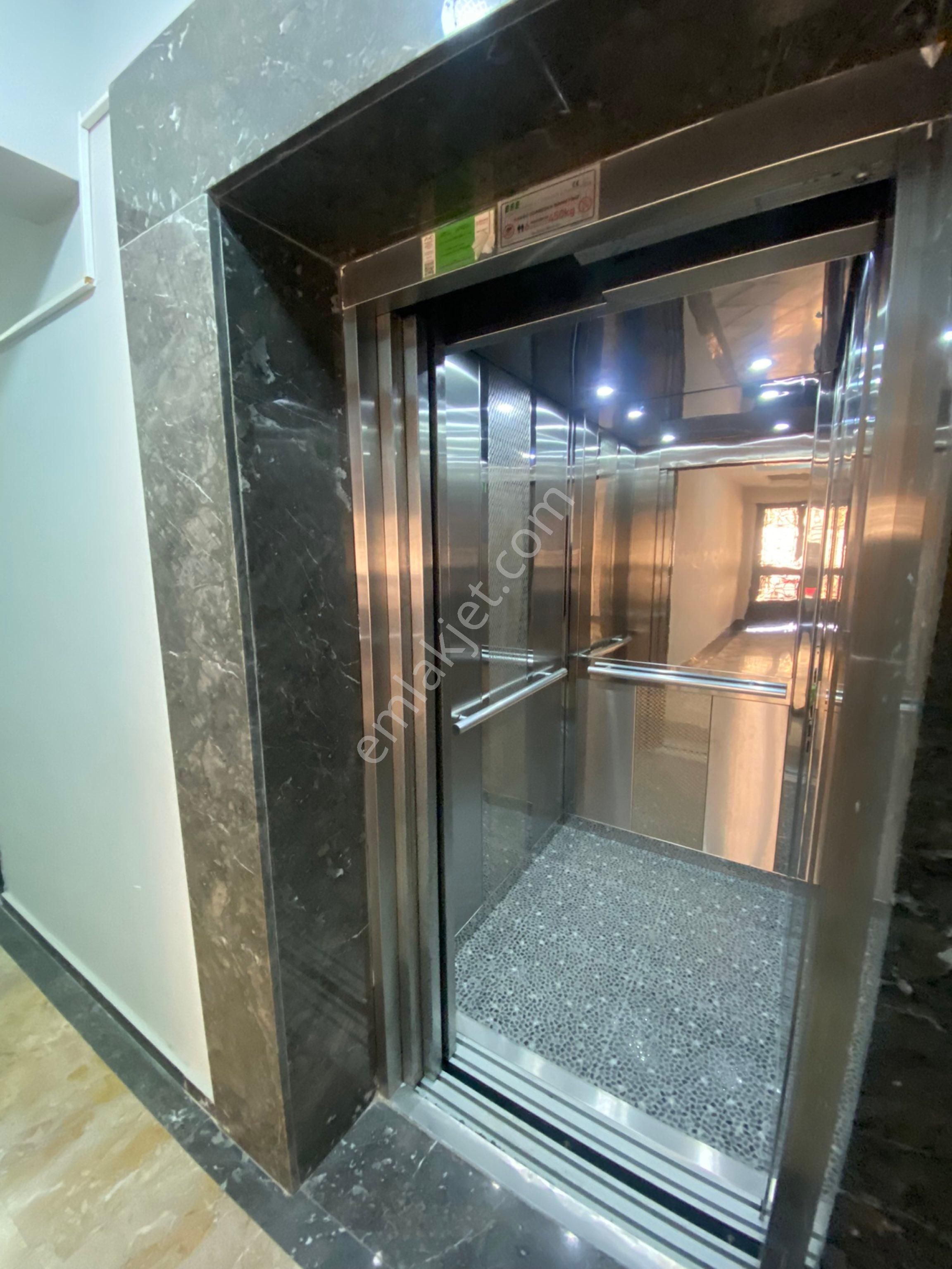 Artenew’den 1+1 Doğalgazlı Arakat Asanaörlü Sıfır Teras Balkonlu Satılık Daire - Görsel 7